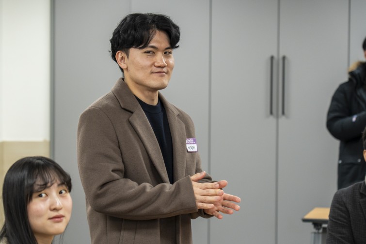 YTo1ODp7czo4OiJGaWxlTmFtZSI7czo0MDoiMDRhZmQwM2EtZjJhMC00NzUzLThjY2UtNjQzMmM0ZTQ1ODk4LmpwZyI7czoxMjoiRmlsZURhdGVUaW1lIjtpOjE3NjU5NDA0MjQ7czo4OiJGaWxlU2l6ZSI7aTo2NjA3Njg7czo4OiJGaWxlVHlwZSI7aToyO3M6ODoiTWltZVR5cGUiO3M6MTA6ImltYWdlL2pwZWciO3M6MTM6IlNlY3Rpb25zRm91bmQiO3M6MzA6IkFOWV9UQUcsIElGRDAsIFRIVU1CTkFJTCwgRVhJRiI7czo4OiJDT01QVVRFRCI7YTo5OntzOjQ6Imh0bWwiO3M6MjU6IndpZHRoPSIxMzkzIiBoZWlnaHQ9IjkyOSIiO3M6NjoiSGVpZ2h0IjtpOjkyOTtzOjU6IldpZHRoIjtpOjEzOTM7czo3OiJJc0NvbG9yIjtpOjE7czoxNzoiQnl0ZU9yZGVyTW90b3JvbGEiO2k6MDtzOjE1OiJBcGVydHVyZUZOdW1iZXIiO3M6NToiZi80LjAiO3M6OToiQ29weXJpZ2h0IjtzOjQ6IllBQkMiO3M6MTg6IlRodW1ibmFpbC5GaWxlVHlwZSI7aToyO3M6MTg6IlRodW1ibmFpbC5NaW1lVHlwZSI7czoxMDoiaW1hZ2UvanBlZyI7fXM6NDoiTWFrZSI7czo0OiJTT05ZIjtzOjU6Ik1vZGVsIjtzOjg6IklMQ0UtN000IjtzOjExOiJYUmVzb2x1dGlvbiI7czo1OiIyNDAvMSI7czoxMToiWVJlc29sdXRpb24iO3M6NToiMjQwLzEiO3M6MTQ6IlJlc29sdXRpb25Vbml0IjtpOjI7czo4OiJTb2Z0d2FyZSI7czo1MjoiQWRvYmUgUGhvdG9zaG9wIExpZ2h0cm9vbSBDbGFzc2ljIDE1LjAuMSAoTWFjaW50b3NoKSI7czo4OiJEYXRlVGltZSI7czoxOToiMjAyNToxMjoxNyAxMTozODo0NyI7czo2OiJBcnRpc3QiO3M6NzoiWUFCQ19TRyI7czo5OiJDb3B5cmlnaHQiO3M6NDoiWUFCQyI7czoxNjoiRXhpZl9JRkRfUG9pbnRlciI7aToyNTQ7czo5OiJUSFVNQk5BSUwiO2E6Njp7czoxMToiQ29tcHJlc3Npb24iO2k6NjtzOjExOiJYUmVzb2x1dGlvbiI7czo0OiI3Mi8xIjtzOjExOiJZUmVzb2x1dGlvbiI7czo0OiI3Mi8xIjtzOjE0OiJSZXNvbHV0aW9uVW5pdCI7aToyO3M6MjE6IkpQRUdJbnRlcmNoYW5nZUZvcm1hdCI7aToxMDQwO3M6Mjc6IkpQRUdJbnRlcmNoYW5nZUZvcm1hdExlbmd0aCI7aTo5MzQwO31zOjEyOiJFeHBvc3VyZVRpbWUiO3M6NToiMS8yMDAiO3M6NzoiRk51bWJlciI7czozOiI0LzEiO3M6MTU6IkV4cG9zdXJlUHJvZ3JhbSI7aToxO3M6MTU6IklTT1NwZWVkUmF0aW5ncyI7aToxNjAwO3M6MTk6IlVuZGVmaW5lZFRhZzoweDg4MzAiO2k6MjtzOjE5OiJVbmRlZmluZWRUYWc6MHg4ODMyIjtpOjE2MDA7czoxMToiRXhpZlZlcnNpb24iO3M6NDoiMDIzMiI7czoxNjoiRGF0ZVRpbWVPcmlnaW5hbCI7czoxOToiMjAyNToxMjoxNCAxNjoxMTo1OCI7czoxNzoiRGF0ZVRpbWVEaWdpdGl6ZWQiO3M6MTk6IjIwMjU6MTI6MTQgMTY6MTE6NTgiO3M6MTk6IlVuZGVmaW5lZFRhZzoweDkwMTAiO3M6NjoiKzA5OjAwIjtzOjE5OiJVbmRlZmluZWRUYWc6MHg5MDExIjtzOjY6IiswOTowMCI7czoxOToiVW5kZWZpbmVkVGFnOjB4OTAxMiI7czo2OiIrMDk6MDAiO3M6MTc6IlNodXR0ZXJTcGVlZFZhbHVlIjtzOjE1OiI3NjQzODU2LzEwMDAwMDAiO3M6MTM6IkFwZXJ0dXJlVmFsdWUiO3M6MzoiNC8xIjtzOjE1OiJCcmlnaHRuZXNzVmFsdWUiO3M6OToiODIzNC8yNTYwIjtzOjE3OiJFeHBvc3VyZUJpYXNWYWx1ZSI7czo0OiIwLzEwIjtzOjE2OiJNYXhBcGVydHVyZVZhbHVlIjtzOjg6IjEwMjQvMjU2IjtzOjEyOiJNZXRlcmluZ01vZGUiO2k6NTtzOjExOiJMaWdodFNvdXJjZSI7aTowO3M6NToiRmxhc2giO2k6MTM7czoxMToiRm9jYWxMZW5ndGgiO3M6NjoiOTAwLzEwIjtzOjE4OiJTdWJTZWNUaW1lT3JpZ2luYWwiO3M6MzoiNzE3IjtzOjE5OiJTdWJTZWNUaW1lRGlnaXRpemVkIjtzOjM6IjcxNyI7czoxMDoiQ29sb3JTcGFjZSI7aTo2NTUzNTtzOjIxOiJGb2NhbFBsYW5lWFJlc29sdXRpb24iO3M6MTQ6IjY0NDQ5MzM5LzMyNzY4IjtzOjIxOiJGb2NhbFBsYW5lWVJlc29sdXRpb24iO3M6MTQ6IjY0NDQ5MzM5LzMyNzY4IjtzOjI0OiJGb2NhbFBsYW5lUmVzb2x1dGlvblVuaXQiO2k6MztzOjEwOiJGaWxlU291cmNlIjtzOjE6IgMiO3M6OToiU2NlbmVUeXBlIjtzOjE6IgEiO3M6MTQ6IkN1c3RvbVJlbmRlcmVkIjtpOjA7czoxMjoiRXhwb3N1cmVNb2RlIjtpOjE7czoxMjoiV2hpdGVCYWxhbmNlIjtpOjA7czoxNjoiRGlnaXRhbFpvb21SYXRpbyI7czo1OiIxNi8xNiI7czoyMToiRm9jYWxMZW5ndGhJbjM1bW1GaWxtIjtpOjkwO3M6MTY6IlNjZW5lQ2FwdHVyZVR5cGUiO2k6MDtzOjg6IkNvbnRyYXN0IjtpOjA7czoxMDoiU2F0dXJhdGlvbiI7aTowO3M6OToiU2hhcnBuZXNzIjtpOjA7czoxOToiVW5kZWZpbmVkVGFnOjB4QTQzMiI7YTo0OntpOjA7czo2OiIyNDAvMTAiO2k6MTtzOjc6IjEwNTAvMTAiO2k6MjtzOjU6IjQwLzEwIjtpOjM7czo1OiI0MC8xMCI7fXM6MTk6IlVuZGVmaW5lZFRhZzoweEE0MzQiO3M6MjA6IkZFIDI0LTEwNW1tIEY0IEcgT1NTIjt9