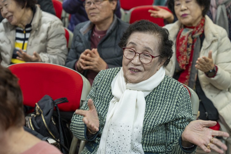 YTo1ODp7czo4OiJGaWxlTmFtZSI7czo0MDoiMDYzZjIyZWYtMGM1Zi00MzRiLWJmNzYtOWMxYmQwMjkzYjU1LmpwZyI7czoxMjoiRmlsZURhdGVUaW1lIjtpOjE3NjQzMTg1NzA7czo4OiJGaWxlU2l6ZSI7aToxNTUxMTIxO3M6ODoiRmlsZVR5cGUiO2k6MjtzOjg6Ik1pbWVUeXBlIjtzOjEwOiJpbWFnZS9qcGVnIjtzOjEzOiJTZWN0aW9uc0ZvdW5kIjtzOjMwOiJBTllfVEFHLCBJRkQwLCBUSFVNQk5BSUwsIEVYSUYiO3M6ODoiQ09NUFVURUQiO2E6OTp7czo0OiJodG1sIjtzOjI2OiJ3aWR0aD0iMTc0NCIgaGVpZ2h0PSIxMTYzIiI7czo2OiJIZWlnaHQiO2k6MTE2MztzOjU6IldpZHRoIjtpOjE3NDQ7czo3OiJJc0NvbG9yIjtpOjE7czoxNzoiQnl0ZU9yZGVyTW90b3JvbGEiO2k6MDtzOjE1OiJBcGVydHVyZUZOdW1iZXIiO3M6NToiZi80LjAiO3M6OToiQ29weXJpZ2h0IjtzOjQ6IllBQkMiO3M6MTg6IlRodW1ibmFpbC5GaWxlVHlwZSI7aToyO3M6MTg6IlRodW1ibmFpbC5NaW1lVHlwZSI7czoxMDoiaW1hZ2UvanBlZyI7fXM6NDoiTWFrZSI7czo0OiJTT05ZIjtzOjU6Ik1vZGVsIjtzOjg6IklMQ0UtN000IjtzOjExOiJYUmVzb2x1dGlvbiI7czo1OiIyNDAvMSI7czoxMToiWVJlc29sdXRpb24iO3M6NToiMjQwLzEiO3M6MTQ6IlJlc29sdXRpb25Vbml0IjtpOjI7czo4OiJTb2Z0d2FyZSI7czo1MjoiQWRvYmUgUGhvdG9zaG9wIExpZ2h0cm9vbSBDbGFzc2ljIDE1LjAuMSAoTWFjaW50b3NoKSI7czo4OiJEYXRlVGltZSI7czoxOToiMjAyNToxMToyOCAxNzowMjowOSI7czo2OiJBcnRpc3QiO3M6NzoiWUFCQ19TRyI7czo5OiJDb3B5cmlnaHQiO3M6NDoiWUFCQyI7czoxNjoiRXhpZl9JRkRfUG9pbnRlciI7aToyNTQ7czo5OiJUSFVNQk5BSUwiO2E6Njp7czoxMToiQ29tcHJlc3Npb24iO2k6NjtzOjExOiJYUmVzb2x1dGlvbiI7czo0OiI3Mi8xIjtzOjExOiJZUmVzb2x1dGlvbiI7czo0OiI3Mi8xIjtzOjE0OiJSZXNvbHV0aW9uVW5pdCI7aToyO3M6MjE6IkpQRUdJbnRlcmNoYW5nZUZvcm1hdCI7aToxMDQwO3M6Mjc6IkpQRUdJbnRlcmNoYW5nZUZvcm1hdExlbmd0aCI7aToxNzg5NDt9czoxMjoiRXhwb3N1cmVUaW1lIjtzOjU6IjEvMTAwIjtzOjc6IkZOdW1iZXIiO3M6MzoiNC8xIjtzOjE1OiJFeHBvc3VyZVByb2dyYW0iO2k6MTtzOjE1OiJJU09TcGVlZFJhdGluZ3MiO2k6MzIwO3M6MTk6IlVuZGVmaW5lZFRhZzoweDg4MzAiO2k6MjtzOjE5OiJVbmRlZmluZWRUYWc6MHg4ODMyIjtpOjMyMDtzOjExOiJFeGlmVmVyc2lvbiI7czo0OiIwMjMyIjtzOjE2OiJEYXRlVGltZU9yaWdpbmFsIjtzOjE5OiIyMDI1OjExOjI4IDEwOjQ0OjQ3IjtzOjE3OiJEYXRlVGltZURpZ2l0aXplZCI7czoxOToiMjAyNToxMToyOCAxMDo0NDo0NyI7czoxOToiVW5kZWZpbmVkVGFnOjB4OTAxMCI7czo2OiIrMDk6MDAiO3M6MTk6IlVuZGVmaW5lZFRhZzoweDkwMTEiO3M6NjoiKzA5OjAwIjtzOjE5OiJVbmRlZmluZWRUYWc6MHg5MDEyIjtzOjY6IiswOTowMCI7czoxNzoiU2h1dHRlclNwZWVkVmFsdWUiO3M6MTU6IjY2NDM4NTYvMTAwMDAwMCI7czoxMzoiQXBlcnR1cmVWYWx1ZSI7czozOiI0LzEiO3M6MTU6IkJyaWdodG5lc3NWYWx1ZSI7czo5OiI0NzQ0LzI1NjAiO3M6MTc6IkV4cG9zdXJlQmlhc1ZhbHVlIjtzOjQ6IjAvMTAiO3M6MTY6Ik1heEFwZXJ0dXJlVmFsdWUiO3M6ODoiMTAyNC8yNTYiO3M6MTI6Ik1ldGVyaW5nTW9kZSI7aTo1O3M6MTE6IkxpZ2h0U291cmNlIjtpOjA7czo1OiJGbGFzaCI7aToxNjtzOjExOiJGb2NhbExlbmd0aCI7czo2OiI4MDAvMTAiO3M6MTg6IlN1YlNlY1RpbWVPcmlnaW5hbCI7czozOiI2NjQiO3M6MTk6IlN1YlNlY1RpbWVEaWdpdGl6ZWQiO3M6MzoiNjY0IjtzOjEwOiJDb2xvclNwYWNlIjtpOjY1NTM1O3M6MjE6IkZvY2FsUGxhbmVYUmVzb2x1dGlvbiI7czoxNDoiNjQ0NDkzMzkvMzI3NjgiO3M6MjE6IkZvY2FsUGxhbmVZUmVzb2x1dGlvbiI7czoxNDoiNjQ0NDkzMzkvMzI3NjgiO3M6MjQ6IkZvY2FsUGxhbmVSZXNvbHV0aW9uVW5pdCI7aTozO3M6MTA6IkZpbGVTb3VyY2UiO3M6MToiAyI7czo5OiJTY2VuZVR5cGUiO3M6MToiASI7czoxNDoiQ3VzdG9tUmVuZGVyZWQiO2k6MDtzOjEyOiJFeHBvc3VyZU1vZGUiO2k6MTtzOjEyOiJXaGl0ZUJhbGFuY2UiO2k6MTtzOjE2OiJEaWdpdGFsWm9vbVJhdGlvIjtzOjU6IjE2LzE2IjtzOjIxOiJGb2NhbExlbmd0aEluMzVtbUZpbG0iO2k6ODA7czoxNjoiU2NlbmVDYXB0dXJlVHlwZSI7aTowO3M6ODoiQ29udHJhc3QiO2k6MDtzOjEwOiJTYXR1cmF0aW9uIjtpOjA7czo5OiJTaGFycG5lc3MiO2k6MDtzOjE5OiJVbmRlZmluZWRUYWc6MHhBNDMyIjthOjQ6e2k6MDtzOjY6IjI0MC8xMCI7aToxO3M6NzoiMTA1MC8xMCI7aToyO3M6NToiNDAvMTAiO2k6MztzOjU6IjQwLzEwIjt9czoxOToiVW5kZWZpbmVkVGFnOjB4QTQzNCI7czoyMDoiRkUgMjQtMTA1bW0gRjQgRyBPU1MiO30=