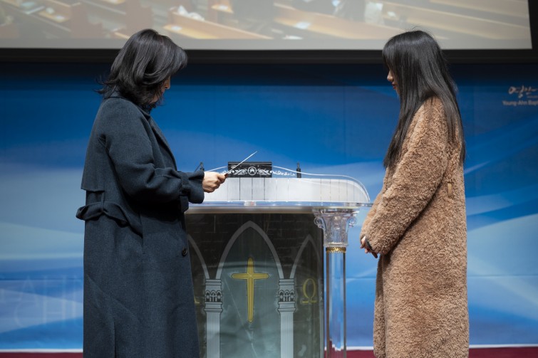 YTo1ODp7czo4OiJGaWxlTmFtZSI7czo0MDoiMDdjOGJiNDUtNTY1OC00OWNlLWIzOTctNzY4MTA0YTJlMmFiLmpwZyI7czoxMjoiRmlsZURhdGVUaW1lIjtpOjE3Njk1NzgyMTU7czo4OiJGaWxlU2l6ZSI7aToxMTg1MTk5O3M6ODoiRmlsZVR5cGUiO2k6MjtzOjg6Ik1pbWVUeXBlIjtzOjEwOiJpbWFnZS9qcGVnIjtzOjEzOiJTZWN0aW9uc0ZvdW5kIjtzOjMwOiJBTllfVEFHLCBJRkQwLCBUSFVNQk5BSUwsIEVYSUYiO3M6ODoiQ09NUFVURUQiO2E6OTp7czo0OiJodG1sIjtzOjI2OiJ3aWR0aD0iMTcwMSIgaGVpZ2h0PSIxMTM0IiI7czo2OiJIZWlnaHQiO2k6MTEzNDtzOjU6IldpZHRoIjtpOjE3MDE7czo3OiJJc0NvbG9yIjtpOjE7czoxNzoiQnl0ZU9yZGVyTW90b3JvbGEiO2k6MDtzOjE1OiJBcGVydHVyZUZOdW1iZXIiO3M6NToiZi80LjAiO3M6OToiQ29weXJpZ2h0IjtzOjQ6IllBQkMiO3M6MTg6IlRodW1ibmFpbC5GaWxlVHlwZSI7aToyO3M6MTg6IlRodW1ibmFpbC5NaW1lVHlwZSI7czoxMDoiaW1hZ2UvanBlZyI7fXM6NDoiTWFrZSI7czo0OiJTT05ZIjtzOjU6Ik1vZGVsIjtzOjg6IklMQ0UtN000IjtzOjExOiJYUmVzb2x1dGlvbiI7czo1OiIyNDAvMSI7czoxMToiWVJlc29sdXRpb24iO3M6NToiMjQwLzEiO3M6MTQ6IlJlc29sdXRpb25Vbml0IjtpOjI7czo4OiJTb2Z0d2FyZSI7czo1MjoiQWRvYmUgUGhvdG9zaG9wIExpZ2h0cm9vbSBDbGFzc2ljIDE1LjEuMSAoTWFjaW50b3NoKSI7czo4OiJEYXRlVGltZSI7czoxOToiMjAyNjowMToyOCAxNDoyODozOCI7czo2OiJBcnRpc3QiO3M6NzoiWUFCQ19TRyI7czo5OiJDb3B5cmlnaHQiO3M6NDoiWUFCQyI7czoxNjoiRXhpZl9JRkRfUG9pbnRlciI7aToyNTQ7czo5OiJUSFVNQk5BSUwiO2E6Njp7czoxMToiQ29tcHJlc3Npb24iO2k6NjtzOjExOiJYUmVzb2x1dGlvbiI7czo0OiI3Mi8xIjtzOjExOiJZUmVzb2x1dGlvbiI7czo0OiI3Mi8xIjtzOjE0OiJSZXNvbHV0aW9uVW5pdCI7aToyO3M6MjE6IkpQRUdJbnRlcmNoYW5nZUZvcm1hdCI7aToxMDQwO3M6Mjc6IkpQRUdJbnRlcmNoYW5nZUZvcm1hdExlbmd0aCI7aToxMjQ1OTt9czoxMjoiRXhwb3N1cmVUaW1lIjtzOjU6IjEvMTYwIjtzOjc6IkZOdW1iZXIiO3M6MzoiNC8xIjtzOjE1OiJFeHBvc3VyZVByb2dyYW0iO2k6MjtzOjE1OiJJU09TcGVlZFJhdGluZ3MiO2k6MTI1MDtzOjE5OiJVbmRlZmluZWRUYWc6MHg4ODMwIjtpOjI7czoxOToiVW5kZWZpbmVkVGFnOjB4ODgzMiI7aToxMjUwO3M6MTE6IkV4aWZWZXJzaW9uIjtzOjQ6IjAyMzIiO3M6MTY6IkRhdGVUaW1lT3JpZ2luYWwiO3M6MTk6IjIwMjY6MDE6MjUgMTY6MDU6NTUiO3M6MTc6IkRhdGVUaW1lRGlnaXRpemVkIjtzOjE5OiIyMDI2OjAxOjI1IDE2OjA1OjU1IjtzOjE5OiJVbmRlZmluZWRUYWc6MHg5MDEwIjtzOjY6IiswOTowMCI7czoxOToiVW5kZWZpbmVkVGFnOjB4OTAxMSI7czo2OiIrMDk6MDAiO3M6MTk6IlVuZGVmaW5lZFRhZzoweDkwMTIiO3M6NjoiKzA5OjAwIjtzOjE3OiJTaHV0dGVyU3BlZWRWYWx1ZSI7czoxNToiNzMyMTkyOC8xMDAwMDAwIjtzOjEzOiJBcGVydHVyZVZhbHVlIjtzOjM6IjQvMSI7czoxNToiQnJpZ2h0bmVzc1ZhbHVlIjtzOjk6IjkwNTQvMjU2MCI7czoxNzoiRXhwb3N1cmVCaWFzVmFsdWUiO3M6NDoiMC8xMCI7czoxNjoiTWF4QXBlcnR1cmVWYWx1ZSI7czo3OiI3NjAvMjU2IjtzOjEyOiJNZXRlcmluZ01vZGUiO2k6NTtzOjExOiJMaWdodFNvdXJjZSI7aTowO3M6NToiRmxhc2giO2k6MTY7czoxMToiRm9jYWxMZW5ndGgiO3M6NjoiNzAwLzEwIjtzOjE4OiJTdWJTZWNUaW1lT3JpZ2luYWwiO3M6MzoiOTAwIjtzOjE5OiJTdWJTZWNUaW1lRGlnaXRpemVkIjtzOjM6IjkwMCI7czoxMDoiQ29sb3JTcGFjZSI7aTo2NTUzNTtzOjIxOiJGb2NhbFBsYW5lWFJlc29sdXRpb24iO3M6MTQ6IjY0NDQ5MzM5LzMyNzY4IjtzOjIxOiJGb2NhbFBsYW5lWVJlc29sdXRpb24iO3M6MTQ6IjY0NDQ5MzM5LzMyNzY4IjtzOjI0OiJGb2NhbFBsYW5lUmVzb2x1dGlvblVuaXQiO2k6MztzOjEwOiJGaWxlU291cmNlIjtzOjE6IgMiO3M6OToiU2NlbmVUeXBlIjtzOjE6IgEiO3M6MTQ6IkN1c3RvbVJlbmRlcmVkIjtpOjA7czoxMjoiRXhwb3N1cmVNb2RlIjtpOjA7czoxMjoiV2hpdGVCYWxhbmNlIjtpOjA7czoxNjoiRGlnaXRhbFpvb21SYXRpbyI7czo1OiIxNi8xNiI7czoyMToiRm9jYWxMZW5ndGhJbjM1bW1GaWxtIjtpOjcwO3M6MTY6IlNjZW5lQ2FwdHVyZVR5cGUiO2k6MDtzOjg6IkNvbnRyYXN0IjtpOjA7czoxMDoiU2F0dXJhdGlvbiI7aTowO3M6OToiU2hhcnBuZXNzIjtpOjA7czoxOToiVW5kZWZpbmVkVGFnOjB4QTQzMiI7YTo0OntpOjA7czo2OiIyNDAvMTAiO2k6MTtzOjY6IjcwMC8xMCI7aToyO3M6NToiMjgvMTAiO2k6MztzOjU6IjI4LzEwIjt9czoxOToiVW5kZWZpbmVkVGFnOjB4QTQzNCI7czoyMToiRkUgMjQtNzBtbSBGMi44IEdNIElJIjt9