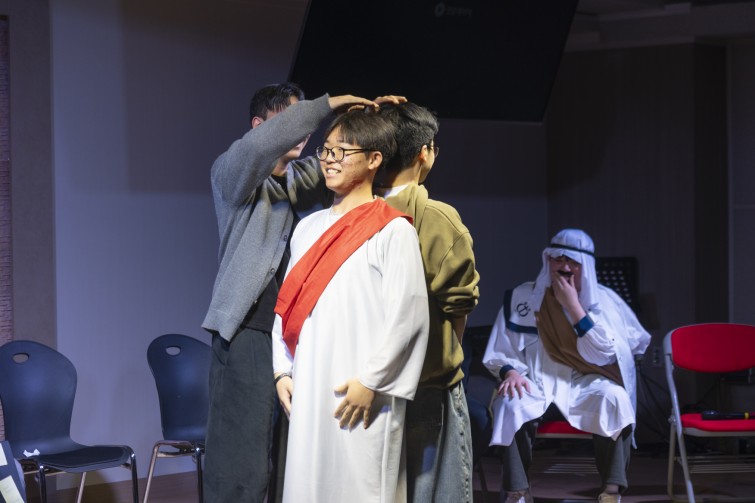 YTo1ODp7czo4OiJGaWxlTmFtZSI7czo0MDoiMGYyMmNmYTQtODQ4OS00YTNiLTg5NjktZDg4NTQ3ZTQ0OGQ3LmpwZyI7czoxMjoiRmlsZURhdGVUaW1lIjtpOjE3NjczMzM2NDA7czo4OiJGaWxlU2l6ZSI7aToxMDA5NTE3O3M6ODoiRmlsZVR5cGUiO2k6MjtzOjg6Ik1pbWVUeXBlIjtzOjEwOiJpbWFnZS9qcGVnIjtzOjEzOiJTZWN0aW9uc0ZvdW5kIjtzOjMwOiJBTllfVEFHLCBJRkQwLCBUSFVNQk5BSUwsIEVYSUYiO3M6ODoiQ09NUFVURUQiO2E6OTp7czo0OiJodG1sIjtzOjI2OiJ3aWR0aD0iMTc1MiIgaGVpZ2h0PSIxMTY4IiI7czo2OiJIZWlnaHQiO2k6MTE2ODtzOjU6IldpZHRoIjtpOjE3NTI7czo3OiJJc0NvbG9yIjtpOjE7czoxNzoiQnl0ZU9yZGVyTW90b3JvbGEiO2k6MDtzOjE1OiJBcGVydHVyZUZOdW1iZXIiO3M6NToiZi80LjUiO3M6OToiQ29weXJpZ2h0IjtzOjQ6IllBQkMiO3M6MTg6IlRodW1ibmFpbC5GaWxlVHlwZSI7aToyO3M6MTg6IlRodW1ibmFpbC5NaW1lVHlwZSI7czoxMDoiaW1hZ2UvanBlZyI7fXM6NDoiTWFrZSI7czo0OiJTT05ZIjtzOjU6Ik1vZGVsIjtzOjg6IklMQ0UtN000IjtzOjExOiJYUmVzb2x1dGlvbiI7czo1OiIyNDAvMSI7czoxMToiWVJlc29sdXRpb24iO3M6NToiMjQwLzEiO3M6MTQ6IlJlc29sdXRpb25Vbml0IjtpOjI7czo4OiJTb2Z0d2FyZSI7czo1MDoiQWRvYmUgUGhvdG9zaG9wIExpZ2h0cm9vbSBDbGFzc2ljIDE1LjEgKE1hY2ludG9zaCkiO3M6ODoiRGF0ZVRpbWUiO3M6MTk6IjIwMjY6MDE6MDIgMTQ6NTY6MTkiO3M6NjoiQXJ0aXN0IjtzOjc6IllBQkNfU0ciO3M6OToiQ29weXJpZ2h0IjtzOjQ6IllBQkMiO3M6MTY6IkV4aWZfSUZEX1BvaW50ZXIiO2k6MjUyO3M6OToiVEhVTUJOQUlMIjthOjY6e3M6MTE6IkNvbXByZXNzaW9uIjtpOjY7czoxMToiWFJlc29sdXRpb24iO3M6NDoiNzIvMSI7czoxMToiWVJlc29sdXRpb24iO3M6NDoiNzIvMSI7czoxNDoiUmVzb2x1dGlvblVuaXQiO2k6MjtzOjIxOiJKUEVHSW50ZXJjaGFuZ2VGb3JtYXQiO2k6MTAzODtzOjI3OiJKUEVHSW50ZXJjaGFuZ2VGb3JtYXRMZW5ndGgiO2k6MTIwNzU7fXM6MTI6IkV4cG9zdXJlVGltZSI7czo1OiIxLzEwMCI7czo3OiJGTnVtYmVyIjtzOjU6IjQ1LzEwIjtzOjE1OiJFeHBvc3VyZVByb2dyYW0iO2k6MTtzOjE1OiJJU09TcGVlZFJhdGluZ3MiO2k6NDAwO3M6MTk6IlVuZGVmaW5lZFRhZzoweDg4MzAiO2k6MjtzOjE5OiJVbmRlZmluZWRUYWc6MHg4ODMyIjtpOjQwMDtzOjExOiJFeGlmVmVyc2lvbiI7czo0OiIwMjMyIjtzOjE2OiJEYXRlVGltZU9yaWdpbmFsIjtzOjE5OiIyMDI1OjEyOjMxIDIxOjQyOjE5IjtzOjE3OiJEYXRlVGltZURpZ2l0aXplZCI7czoxOToiMjAyNToxMjozMSAyMTo0MjoxOSI7czoxOToiVW5kZWZpbmVkVGFnOjB4OTAxMCI7czo2OiIrMDk6MDAiO3M6MTk6IlVuZGVmaW5lZFRhZzoweDkwMTEiO3M6NjoiKzA5OjAwIjtzOjE5OiJVbmRlZmluZWRUYWc6MHg5MDEyIjtzOjY6IiswOTowMCI7czoxNzoiU2h1dHRlclNwZWVkVmFsdWUiO3M6MTU6IjY2NDM4NTYvMTAwMDAwMCI7czoxMzoiQXBlcnR1cmVWYWx1ZSI7czoxMzoiNDMzOTg1LzEwMDAwMCI7czoxNToiQnJpZ2h0bmVzc1ZhbHVlIjtzOjk6IjUxMzQvMjU2MCI7czoxNzoiRXhwb3N1cmVCaWFzVmFsdWUiO3M6NDoiMC8xMCI7czoxNjoiTWF4QXBlcnR1cmVWYWx1ZSI7czo4OiIxMDI0LzI1NiI7czoxMjoiTWV0ZXJpbmdNb2RlIjtpOjU7czoxMToiTGlnaHRTb3VyY2UiO2k6MDtzOjU6IkZsYXNoIjtpOjE2O3M6MTE6IkZvY2FsTGVuZ3RoIjtzOjY6Ijg1MC8xMCI7czoxODoiU3ViU2VjVGltZU9yaWdpbmFsIjtzOjM6IjkzNSI7czoxOToiU3ViU2VjVGltZURpZ2l0aXplZCI7czozOiI5MzUiO3M6MTA6IkNvbG9yU3BhY2UiO2k6NjU1MzU7czoyMToiRm9jYWxQbGFuZVhSZXNvbHV0aW9uIjtzOjE0OiI2NDQ0OTMzOS8zMjc2OCI7czoyMToiRm9jYWxQbGFuZVlSZXNvbHV0aW9uIjtzOjE0OiI2NDQ0OTMzOS8zMjc2OCI7czoyNDoiRm9jYWxQbGFuZVJlc29sdXRpb25Vbml0IjtpOjM7czoxMDoiRmlsZVNvdXJjZSI7czoxOiIDIjtzOjk6IlNjZW5lVHlwZSI7czoxOiIBIjtzOjE0OiJDdXN0b21SZW5kZXJlZCI7aTowO3M6MTI6IkV4cG9zdXJlTW9kZSI7aToxO3M6MTI6IldoaXRlQmFsYW5jZSI7aTowO3M6MTY6IkRpZ2l0YWxab29tUmF0aW8iO3M6NToiMTYvMTYiO3M6MjE6IkZvY2FsTGVuZ3RoSW4zNW1tRmlsbSI7aTo4NTtzOjE2OiJTY2VuZUNhcHR1cmVUeXBlIjtpOjA7czo4OiJDb250cmFzdCI7aTowO3M6MTA6IlNhdHVyYXRpb24iO2k6MDtzOjk6IlNoYXJwbmVzcyI7aTowO3M6MTk6IlVuZGVmaW5lZFRhZzoweEE0MzIiO2E6NDp7aTowO3M6NjoiNzAwLzEwIjtpOjE7czo3OiIyMDAwLzEwIjtpOjI7czo1OiI0MC8xMCI7aTozO3M6NToiNDAvMTAiO31zOjE5OiJVbmRlZmluZWRUYWc6MHhBNDM0IjtzOjIwOiJGRSA3MC0yMDBtbSBGNCBHIE9TUyI7fQ==