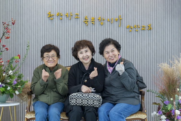 YTo1NDp7czo4OiJGaWxlTmFtZSI7czo0MDoiMmJmYzU5OWItOTJlZi00YzNlLWFjNjUtYmFhYjVmODAzYjI1LmpwZyI7czoxMjoiRmlsZURhdGVUaW1lIjtpOjE3NjIyNDU5MjQ7czo4OiJGaWxlU2l6ZSI7aToxMjIyMTgwO3M6ODoiRmlsZVR5cGUiO2k6MjtzOjg6Ik1pbWVUeXBlIjtzOjEwOiJpbWFnZS9qcGVnIjtzOjEzOiJTZWN0aW9uc0ZvdW5kIjtzOjMwOiJBTllfVEFHLCBJRkQwLCBUSFVNQk5BSUwsIEVYSUYiO3M6ODoiQ09NUFVURUQiO2E6ODp7czo0OiJodG1sIjtzOjI1OiJ3aWR0aD0iMTQ5MCIgaGVpZ2h0PSI5OTQiIjtzOjY6IkhlaWdodCI7aTo5OTQ7czo1OiJXaWR0aCI7aToxNDkwO3M6NzoiSXNDb2xvciI7aToxO3M6MTc6IkJ5dGVPcmRlck1vdG9yb2xhIjtpOjA7czoxNToiQXBlcnR1cmVGTnVtYmVyIjtzOjU6ImYvMi44IjtzOjE4OiJUaHVtYm5haWwuRmlsZVR5cGUiO2k6MjtzOjE4OiJUaHVtYm5haWwuTWltZVR5cGUiO3M6MTA6ImltYWdlL2pwZWciO31zOjQ6Ik1ha2UiO3M6NDoiU09OWSI7czo1OiJNb2RlbCI7czo5OiJJTENFLTdSTTMiO3M6MTE6IlhSZXNvbHV0aW9uIjtzOjU6IjI0MC8xIjtzOjExOiJZUmVzb2x1dGlvbiI7czo1OiIyNDAvMSI7czoxNDoiUmVzb2x1dGlvblVuaXQiO2k6MjtzOjg6IlNvZnR3YXJlIjtzOjUwOiJBZG9iZSBQaG90b3Nob3AgTGlnaHRyb29tIENsYXNzaWMgMTUuMCAoTWFjaW50b3NoKSI7czo4OiJEYXRlVGltZSI7czoxOToiMjAyNToxMTowNCAxNDowNzozNiI7czoxNjoiRXhpZl9JRkRfUG9pbnRlciI7aToyMTQ7czo5OiJUSFVNQk5BSUwiO2E6Njp7czoxMToiQ29tcHJlc3Npb24iO2k6NjtzOjExOiJYUmVzb2x1dGlvbiI7czo0OiI3Mi8xIjtzOjExOiJZUmVzb2x1dGlvbiI7czo0OiI3Mi8xIjtzOjE0OiJSZXNvbHV0aW9uVW5pdCI7aToyO3M6MjE6IkpQRUdJbnRlcmNoYW5nZUZvcm1hdCI7aTo5NzY7czoyNzoiSlBFR0ludGVyY2hhbmdlRm9ybWF0TGVuZ3RoIjtpOjE2NzgxO31zOjEyOiJFeHBvc3VyZVRpbWUiO3M6NToiMS8yNTAiO3M6NzoiRk51bWJlciI7czo1OiIyOC8xMCI7czoxNToiRXhwb3N1cmVQcm9ncmFtIjtpOjE7czoxNToiSVNPU3BlZWRSYXRpbmdzIjtpOjY0MDtzOjE5OiJVbmRlZmluZWRUYWc6MHg4ODMwIjtpOjI7czoxOToiVW5kZWZpbmVkVGFnOjB4ODgzMiI7aTo2NDA7czoxMToiRXhpZlZlcnNpb24iO3M6NDoiMDIzMSI7czoxNjoiRGF0ZVRpbWVPcmlnaW5hbCI7czoxOToiMjAyNToxMTowMiAwOToxNDozOSI7czoxNzoiRGF0ZVRpbWVEaWdpdGl6ZWQiO3M6MTk6IjIwMjU6MTE6MDIgMDk6MTQ6MzkiO3M6MTk6IlVuZGVmaW5lZFRhZzoweDkwMTAiO3M6NjoiKzA5OjAwIjtzOjE5OiJVbmRlZmluZWRUYWc6MHg5MDExIjtzOjY6IiswOTowMCI7czoxOToiVW5kZWZpbmVkVGFnOjB4OTAxMiI7czo2OiIrMDk6MDAiO3M6MTc6IlNodXR0ZXJTcGVlZFZhbHVlIjtzOjE1OiI3OTY1Nzg0LzEwMDAwMDAiO3M6MTM6IkFwZXJ0dXJlVmFsdWUiO3M6MTU6IjI5NzA4NTQvMTAwMDAwMCI7czoxNToiQnJpZ2h0bmVzc1ZhbHVlIjtzOjk6Ijc3MjQvMjU2MCI7czoxNzoiRXhwb3N1cmVCaWFzVmFsdWUiO3M6NDoiMC8xMCI7czoxNjoiTWF4QXBlcnR1cmVWYWx1ZSI7czo3OiI3NjAvMjU2IjtzOjEyOiJNZXRlcmluZ01vZGUiO2k6NTtzOjExOiJMaWdodFNvdXJjZSI7aTowO3M6NToiRmxhc2giO2k6MTM7czoxMToiRm9jYWxMZW5ndGgiO3M6NjoiNDkwLzEwIjtzOjEwOiJDb2xvclNwYWNlIjtpOjY1NTM1O3M6MjE6IkZvY2FsUGxhbmVYUmVzb2x1dGlvbiI7czoxNDoiNzA5MjQxMzQvMzI3NjgiO3M6MjE6IkZvY2FsUGxhbmVZUmVzb2x1dGlvbiI7czoxNDoiNzA5MjQxMzQvMzI3NjgiO3M6MjQ6IkZvY2FsUGxhbmVSZXNvbHV0aW9uVW5pdCI7aTozO3M6MTA6IkZpbGVTb3VyY2UiO3M6MToiAyI7czo5OiJTY2VuZVR5cGUiO3M6MToiASI7czoxNDoiQ3VzdG9tUmVuZGVyZWQiO2k6MDtzOjEyOiJFeHBvc3VyZU1vZGUiO2k6MTtzOjEyOiJXaGl0ZUJhbGFuY2UiO2k6MDtzOjE2OiJEaWdpdGFsWm9vbVJhdGlvIjtzOjU6IjE2LzE2IjtzOjIxOiJGb2NhbExlbmd0aEluMzVtbUZpbG0iO2k6NDk7czoxNjoiU2NlbmVDYXB0dXJlVHlwZSI7aTowO3M6ODoiQ29udHJhc3QiO2k6MDtzOjEwOiJTYXR1cmF0aW9uIjtpOjA7czo5OiJTaGFycG5lc3MiO2k6MDtzOjE5OiJVbmRlZmluZWRUYWc6MHhBNDMyIjthOjQ6e2k6MDtzOjY6IjI0MC8xMCI7aToxO3M6NjoiNzAwLzEwIjtpOjI7czo1OiIyOC8xMCI7aTozO3M6NToiMjgvMTAiO31zOjE5OiJVbmRlZmluZWRUYWc6MHhBNDM0IjtzOjIxOiJGRSAyNC03MG1tIEYyLjggR00gSUkiO30=