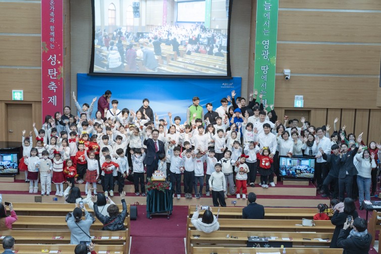 YTo1ODp7czo4OiJGaWxlTmFtZSI7czo0MDoiM2Q5NzFjMjAtNGY4ZC00ZDQ5LWIyZDAtZjUwNTQ3ZGM1OTUxLmpwZyI7czoxMjoiRmlsZURhdGVUaW1lIjtpOjE3NjY0NjQxOTA7czo4OiJGaWxlU2l6ZSI7aToxNzQ4NDE4O3M6ODoiRmlsZVR5cGUiO2k6MjtzOjg6Ik1pbWVUeXBlIjtzOjEwOiJpbWFnZS9qcGVnIjtzOjEzOiJTZWN0aW9uc0ZvdW5kIjtzOjMwOiJBTllfVEFHLCBJRkQwLCBUSFVNQk5BSUwsIEVYSUYiO3M6ODoiQ09NUFVURUQiO2E6OTp7czo0OiJodG1sIjtzOjI2OiJ3aWR0aD0iMTcxMCIgaGVpZ2h0PSIxMTQwIiI7czo2OiJIZWlnaHQiO2k6MTE0MDtzOjU6IldpZHRoIjtpOjE3MTA7czo3OiJJc0NvbG9yIjtpOjE7czoxNzoiQnl0ZU9yZGVyTW90b3JvbGEiO2k6MDtzOjE1OiJBcGVydHVyZUZOdW1iZXIiO3M6NToiZi81LjYiO3M6OToiQ29weXJpZ2h0IjtzOjQ6IllBQkMiO3M6MTg6IlRodW1ibmFpbC5GaWxlVHlwZSI7aToyO3M6MTg6IlRodW1ibmFpbC5NaW1lVHlwZSI7czoxMDoiaW1hZ2UvanBlZyI7fXM6NDoiTWFrZSI7czo0OiJTT05ZIjtzOjU6Ik1vZGVsIjtzOjg6IklMQ0UtN000IjtzOjExOiJYUmVzb2x1dGlvbiI7czo1OiIyNDAvMSI7czoxMToiWVJlc29sdXRpb24iO3M6NToiMjQwLzEiO3M6MTQ6IlJlc29sdXRpb25Vbml0IjtpOjI7czo4OiJTb2Z0d2FyZSI7czo1MDoiQWRvYmUgUGhvdG9zaG9wIExpZ2h0cm9vbSBDbGFzc2ljIDE1LjEgKE1hY2ludG9zaCkiO3M6ODoiRGF0ZVRpbWUiO3M6MTk6IjIwMjU6MTI6MjMgMTI6MDI6MjQiO3M6NjoiQXJ0aXN0IjtzOjc6IllBQkNfU0ciO3M6OToiQ29weXJpZ2h0IjtzOjQ6IllBQkMiO3M6MTY6IkV4aWZfSUZEX1BvaW50ZXIiO2k6MjUyO3M6OToiVEhVTUJOQUlMIjthOjY6e3M6MTE6IkNvbXByZXNzaW9uIjtpOjY7czoxMToiWFJlc29sdXRpb24iO3M6NDoiNzIvMSI7czoxMToiWVJlc29sdXRpb24iO3M6NDoiNzIvMSI7czoxNDoiUmVzb2x1dGlvblVuaXQiO2k6MjtzOjIxOiJKUEVHSW50ZXJjaGFuZ2VGb3JtYXQiO2k6MTAzODtzOjI3OiJKUEVHSW50ZXJjaGFuZ2VGb3JtYXRMZW5ndGgiO2k6MjE3ODg7fXM6MTI6IkV4cG9zdXJlVGltZSI7czo1OiIxLzE2MCI7czo3OiJGTnVtYmVyIjtzOjU6IjU2LzEwIjtzOjE1OiJFeHBvc3VyZVByb2dyYW0iO2k6MTtzOjE1OiJJU09TcGVlZFJhdGluZ3MiO2k6NTAwO3M6MTk6IlVuZGVmaW5lZFRhZzoweDg4MzAiO2k6MjtzOjE5OiJVbmRlZmluZWRUYWc6MHg4ODMyIjtpOjUwMDtzOjExOiJFeGlmVmVyc2lvbiI7czo0OiIwMjMyIjtzOjE2OiJEYXRlVGltZU9yaWdpbmFsIjtzOjE5OiIyMDI1OjEyOjIxIDE0OjQzOjQ4IjtzOjE3OiJEYXRlVGltZURpZ2l0aXplZCI7czoxOToiMjAyNToxMjoyMSAxNDo0Mzo0OCI7czoxOToiVW5kZWZpbmVkVGFnOjB4OTAxMCI7czo2OiIrMDk6MDAiO3M6MTk6IlVuZGVmaW5lZFRhZzoweDkwMTEiO3M6NjoiKzA5OjAwIjtzOjE5OiJVbmRlZmluZWRUYWc6MHg5MDEyIjtzOjY6IiswOTowMCI7czoxNzoiU2h1dHRlclNwZWVkVmFsdWUiO3M6MTU6IjczMjE5MjgvMTAwMDAwMCI7czoxMzoiQXBlcnR1cmVWYWx1ZSI7czoxNToiNDk3MDg1NC8xMDAwMDAwIjtzOjE1OiJCcmlnaHRuZXNzVmFsdWUiO3M6OToiNzE1NC8yNTYwIjtzOjE3OiJFeHBvc3VyZUJpYXNWYWx1ZSI7czo0OiIwLzEwIjtzOjE2OiJNYXhBcGVydHVyZVZhbHVlIjtzOjc6Ijc2MC8yNTYiO3M6MTI6Ik1ldGVyaW5nTW9kZSI7aTo1O3M6MTE6IkxpZ2h0U291cmNlIjtpOjA7czo1OiJGbGFzaCI7aToxMztzOjExOiJGb2NhbExlbmd0aCI7czo2OiI2MDAvMTAiO3M6MTg6IlN1YlNlY1RpbWVPcmlnaW5hbCI7czozOiIwODMiO3M6MTk6IlN1YlNlY1RpbWVEaWdpdGl6ZWQiO3M6MzoiMDgzIjtzOjEwOiJDb2xvclNwYWNlIjtpOjY1NTM1O3M6MjE6IkZvY2FsUGxhbmVYUmVzb2x1dGlvbiI7czoxNDoiNjQ0NDkzMzkvMzI3NjgiO3M6MjE6IkZvY2FsUGxhbmVZUmVzb2x1dGlvbiI7czoxNDoiNjQ0NDkzMzkvMzI3NjgiO3M6MjQ6IkZvY2FsUGxhbmVSZXNvbHV0aW9uVW5pdCI7aTozO3M6MTA6IkZpbGVTb3VyY2UiO3M6MToiAyI7czo5OiJTY2VuZVR5cGUiO3M6MToiASI7czoxNDoiQ3VzdG9tUmVuZGVyZWQiO2k6MDtzOjEyOiJFeHBvc3VyZU1vZGUiO2k6MTtzOjEyOiJXaGl0ZUJhbGFuY2UiO2k6MDtzOjE2OiJEaWdpdGFsWm9vbVJhdGlvIjtzOjU6IjE2LzE2IjtzOjIxOiJGb2NhbExlbmd0aEluMzVtbUZpbG0iO2k6NjA7czoxNjoiU2NlbmVDYXB0dXJlVHlwZSI7aTowO3M6ODoiQ29udHJhc3QiO2k6MDtzOjEwOiJTYXR1cmF0aW9uIjtpOjA7czo5OiJTaGFycG5lc3MiO2k6MDtzOjE5OiJVbmRlZmluZWRUYWc6MHhBNDMyIjthOjQ6e2k6MDtzOjY6IjI0MC8xMCI7aToxO3M6NjoiNzAwLzEwIjtpOjI7czo1OiIyOC8xMCI7aTozO3M6NToiMjgvMTAiO31zOjE5OiJVbmRlZmluZWRUYWc6MHhBNDM0IjtzOjIxOiJGRSAyNC03MG1tIEYyLjggR00gSUkiO30=