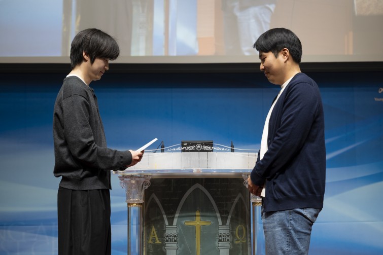 YTo1ODp7czo4OiJGaWxlTmFtZSI7czo0MDoiM2Y4YzJiMjItNzQwYS00ZWYyLTkxY2MtMTE2M2E4NTU3ZmZhLmpwZyI7czoxMjoiRmlsZURhdGVUaW1lIjtpOjE3Njk1NzgyMTU7czo4OiJGaWxlU2l6ZSI7aTo5NTcwOTM7czo4OiJGaWxlVHlwZSI7aToyO3M6ODoiTWltZVR5cGUiO3M6MTA6ImltYWdlL2pwZWciO3M6MTM6IlNlY3Rpb25zRm91bmQiO3M6MzA6IkFOWV9UQUcsIElGRDAsIFRIVU1CTkFJTCwgRVhJRiI7czo4OiJDT01QVVRFRCI7YTo5OntzOjQ6Imh0bWwiO3M6MjY6IndpZHRoPSIxNzAxIiBoZWlnaHQ9IjExMzQiIjtzOjY6IkhlaWdodCI7aToxMTM0O3M6NToiV2lkdGgiO2k6MTcwMTtzOjc6IklzQ29sb3IiO2k6MTtzOjE3OiJCeXRlT3JkZXJNb3Rvcm9sYSI7aTowO3M6MTU6IkFwZXJ0dXJlRk51bWJlciI7czo1OiJmLzQuMCI7czo5OiJDb3B5cmlnaHQiO3M6NDoiWUFCQyI7czoxODoiVGh1bWJuYWlsLkZpbGVUeXBlIjtpOjI7czoxODoiVGh1bWJuYWlsLk1pbWVUeXBlIjtzOjEwOiJpbWFnZS9qcGVnIjt9czo0OiJNYWtlIjtzOjQ6IlNPTlkiO3M6NToiTW9kZWwiO3M6ODoiSUxDRS03TTQiO3M6MTE6IlhSZXNvbHV0aW9uIjtzOjU6IjI0MC8xIjtzOjExOiJZUmVzb2x1dGlvbiI7czo1OiIyNDAvMSI7czoxNDoiUmVzb2x1dGlvblVuaXQiO2k6MjtzOjg6IlNvZnR3YXJlIjtzOjUyOiJBZG9iZSBQaG90b3Nob3AgTGlnaHRyb29tIENsYXNzaWMgMTUuMS4xIChNYWNpbnRvc2gpIjtzOjg6IkRhdGVUaW1lIjtzOjE5OiIyMDI2OjAxOjI4IDE0OjI4OjM1IjtzOjY6IkFydGlzdCI7czo3OiJZQUJDX1NHIjtzOjk6IkNvcHlyaWdodCI7czo0OiJZQUJDIjtzOjE2OiJFeGlmX0lGRF9Qb2ludGVyIjtpOjI1NDtzOjk6IlRIVU1CTkFJTCI7YTo2OntzOjExOiJDb21wcmVzc2lvbiI7aTo2O3M6MTE6IlhSZXNvbHV0aW9uIjtzOjQ6IjcyLzEiO3M6MTE6IllSZXNvbHV0aW9uIjtzOjQ6IjcyLzEiO3M6MTQ6IlJlc29sdXRpb25Vbml0IjtpOjI7czoyMToiSlBFR0ludGVyY2hhbmdlRm9ybWF0IjtpOjEwNDA7czoyNzoiSlBFR0ludGVyY2hhbmdlRm9ybWF0TGVuZ3RoIjtpOjEyMDE5O31zOjEyOiJFeHBvc3VyZVRpbWUiO3M6NToiMS8xNjAiO3M6NzoiRk51bWJlciI7czozOiI0LzEiO3M6MTU6IkV4cG9zdXJlUHJvZ3JhbSI7aToyO3M6MTU6IklTT1NwZWVkUmF0aW5ncyI7aToxMDAwO3M6MTk6IlVuZGVmaW5lZFRhZzoweDg4MzAiO2k6MjtzOjE5OiJVbmRlZmluZWRUYWc6MHg4ODMyIjtpOjEwMDA7czoxMToiRXhpZlZlcnNpb24iO3M6NDoiMDIzMiI7czoxNjoiRGF0ZVRpbWVPcmlnaW5hbCI7czoxOToiMjAyNjowMToyNSAxNjowMzo1NiI7czoxNzoiRGF0ZVRpbWVEaWdpdGl6ZWQiO3M6MTk6IjIwMjY6MDE6MjUgMTY6MDM6NTYiO3M6MTk6IlVuZGVmaW5lZFRhZzoweDkwMTAiO3M6NjoiKzA5OjAwIjtzOjE5OiJVbmRlZmluZWRUYWc6MHg5MDExIjtzOjY6IiswOTowMCI7czoxOToiVW5kZWZpbmVkVGFnOjB4OTAxMiI7czo2OiIrMDk6MDAiO3M6MTc6IlNodXR0ZXJTcGVlZFZhbHVlIjtzOjE1OiI3MzIxOTI4LzEwMDAwMDAiO3M6MTM6IkFwZXJ0dXJlVmFsdWUiO3M6MzoiNC8xIjtzOjE1OiJCcmlnaHRuZXNzVmFsdWUiO3M6OToiOTE0NC8yNTYwIjtzOjE3OiJFeHBvc3VyZUJpYXNWYWx1ZSI7czo0OiIwLzEwIjtzOjE2OiJNYXhBcGVydHVyZVZhbHVlIjtzOjc6Ijc2MC8yNTYiO3M6MTI6Ik1ldGVyaW5nTW9kZSI7aTo1O3M6MTE6IkxpZ2h0U291cmNlIjtpOjA7czo1OiJGbGFzaCI7aToxNjtzOjExOiJGb2NhbExlbmd0aCI7czo2OiI3MDAvMTAiO3M6MTg6IlN1YlNlY1RpbWVPcmlnaW5hbCI7czozOiIwNzIiO3M6MTk6IlN1YlNlY1RpbWVEaWdpdGl6ZWQiO3M6MzoiMDcyIjtzOjEwOiJDb2xvclNwYWNlIjtpOjY1NTM1O3M6MjE6IkZvY2FsUGxhbmVYUmVzb2x1dGlvbiI7czoxNDoiNjQ0NDkzMzkvMzI3NjgiO3M6MjE6IkZvY2FsUGxhbmVZUmVzb2x1dGlvbiI7czoxNDoiNjQ0NDkzMzkvMzI3NjgiO3M6MjQ6IkZvY2FsUGxhbmVSZXNvbHV0aW9uVW5pdCI7aTozO3M6MTA6IkZpbGVTb3VyY2UiO3M6MToiAyI7czo5OiJTY2VuZVR5cGUiO3M6MToiASI7czoxNDoiQ3VzdG9tUmVuZGVyZWQiO2k6MDtzOjEyOiJFeHBvc3VyZU1vZGUiO2k6MDtzOjEyOiJXaGl0ZUJhbGFuY2UiO2k6MDtzOjE2OiJEaWdpdGFsWm9vbVJhdGlvIjtzOjU6IjE2LzE2IjtzOjIxOiJGb2NhbExlbmd0aEluMzVtbUZpbG0iO2k6NzA7czoxNjoiU2NlbmVDYXB0dXJlVHlwZSI7aTowO3M6ODoiQ29udHJhc3QiO2k6MDtzOjEwOiJTYXR1cmF0aW9uIjtpOjA7czo5OiJTaGFycG5lc3MiO2k6MDtzOjE5OiJVbmRlZmluZWRUYWc6MHhBNDMyIjthOjQ6e2k6MDtzOjY6IjI0MC8xMCI7aToxO3M6NjoiNzAwLzEwIjtpOjI7czo1OiIyOC8xMCI7aTozO3M6NToiMjgvMTAiO31zOjE5OiJVbmRlZmluZWRUYWc6MHhBNDM0IjtzOjIxOiJGRSAyNC03MG1tIEYyLjggR00gSUkiO30=