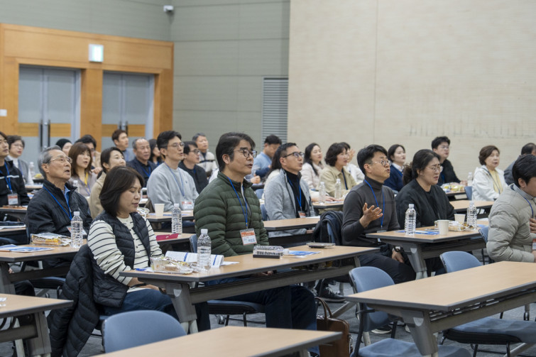 YTo1ODp7czo4OiJGaWxlTmFtZSI7czo0MDoiNTNkMjg3YTQtMjg1NS00MmQxLTgxYzYtZTdhODZmYTVmYTIzLmpwZyI7czoxMjoiRmlsZURhdGVUaW1lIjtpOjE3NzIzNDgzNjE7czo4OiJGaWxlU2l6ZSI7aTo2MzcxOTc7czo4OiJGaWxlVHlwZSI7aToyO3M6ODoiTWltZVR5cGUiO3M6MTA6ImltYWdlL2pwZWciO3M6MTM6IlNlY3Rpb25zRm91bmQiO3M6MzA6IkFOWV9UQUcsIElGRDAsIFRIVU1CTkFJTCwgRVhJRiI7czo4OiJDT01QVVRFRCI7YTo5OntzOjQ6Imh0bWwiO3M6MjU6IndpZHRoPSIxMTQzIiBoZWlnaHQ9Ijc2MiIiO3M6NjoiSGVpZ2h0IjtpOjc2MjtzOjU6IldpZHRoIjtpOjExNDM7czo3OiJJc0NvbG9yIjtpOjE7czoxNzoiQnl0ZU9yZGVyTW90b3JvbGEiO2k6MDtzOjE1OiJBcGVydHVyZUZOdW1iZXIiO3M6NToiZi8yLjgiO3M6OToiQ29weXJpZ2h0IjtzOjQ6IllBQkMiO3M6MTg6IlRodW1ibmFpbC5GaWxlVHlwZSI7aToyO3M6MTg6IlRodW1ibmFpbC5NaW1lVHlwZSI7czoxMDoiaW1hZ2UvanBlZyI7fXM6NDoiTWFrZSI7czo0OiJTT05ZIjtzOjU6Ik1vZGVsIjtzOjg6IklMQ0UtN000IjtzOjExOiJYUmVzb2x1dGlvbiI7czo1OiIyNDAvMSI7czoxMToiWVJlc29sdXRpb24iO3M6NToiMjQwLzEiO3M6MTQ6IlJlc29sdXRpb25Vbml0IjtpOjI7czo4OiJTb2Z0d2FyZSI7czo1MDoiQWRvYmUgUGhvdG9zaG9wIExpZ2h0cm9vbSBDbGFzc2ljIDE1LjIgKE1hY2ludG9zaCkiO3M6ODoiRGF0ZVRpbWUiO3M6MTk6IjIwMjY6MDM6MDEgMTI6NDI6MDUiO3M6NjoiQXJ0aXN0IjtzOjc6IllBQkNfU0ciO3M6OToiQ29weXJpZ2h0IjtzOjQ6IllBQkMiO3M6MTY6IkV4aWZfSUZEX1BvaW50ZXIiO2k6MjUyO3M6OToiVEhVTUJOQUlMIjthOjY6e3M6MTE6IkNvbXByZXNzaW9uIjtpOjY7czoxMToiWFJlc29sdXRpb24iO3M6NDoiNzIvMSI7czoxMToiWVJlc29sdXRpb24iO3M6NDoiNzIvMSI7czoxNDoiUmVzb2x1dGlvblVuaXQiO2k6MjtzOjIxOiJKUEVHSW50ZXJjaGFuZ2VGb3JtYXQiO2k6MTAzODtzOjI3OiJKUEVHSW50ZXJjaGFuZ2VGb3JtYXRMZW5ndGgiO2k6MTY2MzQ7fXM6MTI6IkV4cG9zdXJlVGltZSI7czo1OiIxLzEyNSI7czo3OiJGTnVtYmVyIjtzOjU6IjI4LzEwIjtzOjE1OiJFeHBvc3VyZVByb2dyYW0iO2k6MTtzOjE1OiJJU09TcGVlZFJhdGluZ3MiO2k6ODAwO3M6MTk6IlVuZGVmaW5lZFRhZzoweDg4MzAiO2k6MjtzOjE5OiJVbmRlZmluZWRUYWc6MHg4ODMyIjtpOjgwMDtzOjExOiJFeGlmVmVyc2lvbiI7czo0OiIwMjMyIjtzOjE2OiJEYXRlVGltZU9yaWdpbmFsIjtzOjE5OiIyMDI2OjAyOjI3IDIwOjAzOjE1IjtzOjE3OiJEYXRlVGltZURpZ2l0aXplZCI7czoxOToiMjAyNjowMjoyNyAyMDowMzoxNSI7czoxOToiVW5kZWZpbmVkVGFnOjB4OTAxMCI7czo2OiIrMDk6MDAiO3M6MTk6IlVuZGVmaW5lZFRhZzoweDkwMTEiO3M6NjoiKzA5OjAwIjtzOjE5OiJVbmRlZmluZWRUYWc6MHg5MDEyIjtzOjY6IiswOTowMCI7czoxNzoiU2h1dHRlclNwZWVkVmFsdWUiO3M6MTU6IjY5NjU3ODQvMTAwMDAwMCI7czoxMzoiQXBlcnR1cmVWYWx1ZSI7czoxNToiMjk3MDg1NC8xMDAwMDAwIjtzOjE1OiJCcmlnaHRuZXNzVmFsdWUiO3M6OToiNDk1NC8yNTYwIjtzOjE3OiJFeHBvc3VyZUJpYXNWYWx1ZSI7czo0OiIwLzEwIjtzOjE2OiJNYXhBcGVydHVyZVZhbHVlIjtzOjc6Ijc2MC8yNTYiO3M6MTI6Ik1ldGVyaW5nTW9kZSI7aTo1O3M6MTE6IkxpZ2h0U291cmNlIjtpOjA7czo1OiJGbGFzaCI7aToxNjtzOjExOiJGb2NhbExlbmd0aCI7czo2OiI1NTAvMTAiO3M6MTg6IlN1YlNlY1RpbWVPcmlnaW5hbCI7czozOiI4OTUiO3M6MTk6IlN1YlNlY1RpbWVEaWdpdGl6ZWQiO3M6MzoiODk1IjtzOjEwOiJDb2xvclNwYWNlIjtpOjY1NTM1O3M6MjE6IkZvY2FsUGxhbmVYUmVzb2x1dGlvbiI7czoxNDoiNjQ0NDkzMzkvMzI3NjgiO3M6MjE6IkZvY2FsUGxhbmVZUmVzb2x1dGlvbiI7czoxNDoiNjQ0NDkzMzkvMzI3NjgiO3M6MjQ6IkZvY2FsUGxhbmVSZXNvbHV0aW9uVW5pdCI7aTozO3M6MTA6IkZpbGVTb3VyY2UiO3M6MToiAyI7czo5OiJTY2VuZVR5cGUiO3M6MToiASI7czoxNDoiQ3VzdG9tUmVuZGVyZWQiO2k6MDtzOjEyOiJFeHBvc3VyZU1vZGUiO2k6MTtzOjEyOiJXaGl0ZUJhbGFuY2UiO2k6MTtzOjE2OiJEaWdpdGFsWm9vbVJhdGlvIjtzOjU6IjE2LzE2IjtzOjIxOiJGb2NhbExlbmd0aEluMzVtbUZpbG0iO2k6ODI7czoxNjoiU2NlbmVDYXB0dXJlVHlwZSI7aTowO3M6ODoiQ29udHJhc3QiO2k6MDtzOjEwOiJTYXR1cmF0aW9uIjtpOjA7czo5OiJTaGFycG5lc3MiO2k6MDtzOjE5OiJVbmRlZmluZWRUYWc6MHhBNDMyIjthOjQ6e2k6MDtzOjY6IjI0MC8xMCI7aToxO3M6NjoiNzAwLzEwIjtpOjI7czo1OiIyOC8xMCI7aTozO3M6NToiMjgvMTAiO31zOjE5OiJVbmRlZmluZWRUYWc6MHhBNDM0IjtzOjIxOiJGRSAyNC03MG1tIEYyLjggR00gSUkiO30=