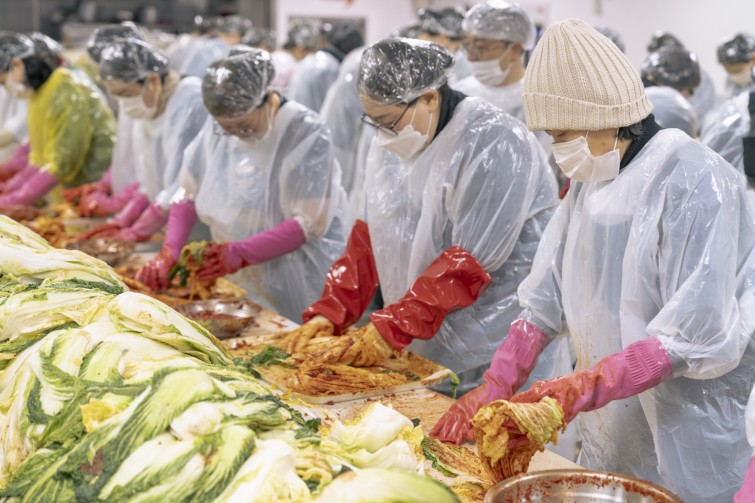 YTo1ODp7czo4OiJGaWxlTmFtZSI7czo0MDoiNWM1YTg1ODUtOTEwNS00MmVkLTlmYjctY2VlZDcyODczNmU2LmpwZyI7czoxMjoiRmlsZURhdGVUaW1lIjtpOjE3NjQ4MzQ2MjI7czo4OiJGaWxlU2l6ZSI7aToxMzgwODU5O3M6ODoiRmlsZVR5cGUiO2k6MjtzOjg6Ik1pbWVUeXBlIjtzOjEwOiJpbWFnZS9qcGVnIjtzOjEzOiJTZWN0aW9uc0ZvdW5kIjtzOjMwOiJBTllfVEFHLCBJRkQwLCBUSFVNQk5BSUwsIEVYSUYiO3M6ODoiQ09NUFVURUQiO2E6OTp7czo0OiJodG1sIjtzOjI2OiJ3aWR0aD0iMTcxNCIgaGVpZ2h0PSIxMTQzIiI7czo2OiJIZWlnaHQiO2k6MTE0MztzOjU6IldpZHRoIjtpOjE3MTQ7czo3OiJJc0NvbG9yIjtpOjE7czoxNzoiQnl0ZU9yZGVyTW90b3JvbGEiO2k6MDtzOjE1OiJBcGVydHVyZUZOdW1iZXIiO3M6NToiZi8zLjIiO3M6OToiQ29weXJpZ2h0IjtzOjQ6IllBQkMiO3M6MTg6IlRodW1ibmFpbC5GaWxlVHlwZSI7aToyO3M6MTg6IlRodW1ibmFpbC5NaW1lVHlwZSI7czoxMDoiaW1hZ2UvanBlZyI7fXM6NDoiTWFrZSI7czo0OiJTT05ZIjtzOjU6Ik1vZGVsIjtzOjg6IklMQ0UtN000IjtzOjExOiJYUmVzb2x1dGlvbiI7czo1OiIyNDAvMSI7czoxMToiWVJlc29sdXRpb24iO3M6NToiMjQwLzEiO3M6MTQ6IlJlc29sdXRpb25Vbml0IjtpOjI7czo4OiJTb2Z0d2FyZSI7czo1MjoiQWRvYmUgUGhvdG9zaG9wIExpZ2h0cm9vbSBDbGFzc2ljIDE1LjAuMSAoTWFjaW50b3NoKSI7czo4OiJEYXRlVGltZSI7czoxOToiMjAyNToxMjowNCAxNTo0Njo1NCI7czo2OiJBcnRpc3QiO3M6NzoiWUFCQ19TRyI7czo5OiJDb3B5cmlnaHQiO3M6NDoiWUFCQyI7czoxNjoiRXhpZl9JRkRfUG9pbnRlciI7aToyNTQ7czo5OiJUSFVNQk5BSUwiO2E6Njp7czoxMToiQ29tcHJlc3Npb24iO2k6NjtzOjExOiJYUmVzb2x1dGlvbiI7czo0OiI3Mi8xIjtzOjExOiJZUmVzb2x1dGlvbiI7czo0OiI3Mi8xIjtzOjE0OiJSZXNvbHV0aW9uVW5pdCI7aToyO3M6MjE6IkpQRUdJbnRlcmNoYW5nZUZvcm1hdCI7aToxMDQwO3M6Mjc6IkpQRUdJbnRlcmNoYW5nZUZvcm1hdExlbmd0aCI7aToxOTM1Mjt9czoxMjoiRXhwb3N1cmVUaW1lIjtzOjU6IjEvMTAwIjtzOjc6IkZOdW1iZXIiO3M6NToiMzIvMTAiO3M6MTU6IkV4cG9zdXJlUHJvZ3JhbSI7aToxO3M6MTU6IklTT1NwZWVkUmF0aW5ncyI7aToxNjA7czoxOToiVW5kZWZpbmVkVGFnOjB4ODgzMCI7aToyO3M6MTk6IlVuZGVmaW5lZFRhZzoweDg4MzIiO2k6MTYwO3M6MTE6IkV4aWZWZXJzaW9uIjtzOjQ6IjAyMzIiO3M6MTY6IkRhdGVUaW1lT3JpZ2luYWwiO3M6MTk6IjIwMjU6MTI6MDQgMTA6MTY6MjEiO3M6MTc6IkRhdGVUaW1lRGlnaXRpemVkIjtzOjE5OiIyMDI1OjEyOjA0IDEwOjE2OjIxIjtzOjE5OiJVbmRlZmluZWRUYWc6MHg5MDEwIjtzOjY6IiswOTowMCI7czoxOToiVW5kZWZpbmVkVGFnOjB4OTAxMSI7czo2OiIrMDk6MDAiO3M6MTk6IlVuZGVmaW5lZFRhZzoweDkwMTIiO3M6NjoiKzA5OjAwIjtzOjE3OiJTaHV0dGVyU3BlZWRWYWx1ZSI7czoxNToiNjY0Mzg1Ni8xMDAwMDAwIjtzOjEzOiJBcGVydHVyZVZhbHVlIjtzOjE1OiIzMzU2MTQ0LzEwMDAwMDAiO3M6MTU6IkJyaWdodG5lc3NWYWx1ZSI7czo5OiI4Nzk0LzI1NjAiO3M6MTc6IkV4cG9zdXJlQmlhc1ZhbHVlIjtzOjQ6IjAvMTAiO3M6MTY6Ik1heEFwZXJ0dXJlVmFsdWUiO3M6NzoiNzYwLzI1NiI7czoxMjoiTWV0ZXJpbmdNb2RlIjtpOjU7czoxMToiTGlnaHRTb3VyY2UiO2k6MDtzOjU6IkZsYXNoIjtpOjEzO3M6MTE6IkZvY2FsTGVuZ3RoIjtzOjY6IjU2MC8xMCI7czoxODoiU3ViU2VjVGltZU9yaWdpbmFsIjtzOjM6IjYzNSI7czoxOToiU3ViU2VjVGltZURpZ2l0aXplZCI7czozOiI2MzUiO3M6MTA6IkNvbG9yU3BhY2UiO2k6NjU1MzU7czoyMToiRm9jYWxQbGFuZVhSZXNvbHV0aW9uIjtzOjE0OiI2NDQ0OTMzOS8zMjc2OCI7czoyMToiRm9jYWxQbGFuZVlSZXNvbHV0aW9uIjtzOjE0OiI2NDQ0OTMzOS8zMjc2OCI7czoyNDoiRm9jYWxQbGFuZVJlc29sdXRpb25Vbml0IjtpOjM7czoxMDoiRmlsZVNvdXJjZSI7czoxOiIDIjtzOjk6IlNjZW5lVHlwZSI7czoxOiIBIjtzOjE0OiJDdXN0b21SZW5kZXJlZCI7aTowO3M6MTI6IkV4cG9zdXJlTW9kZSI7aToxO3M6MTI6IldoaXRlQmFsYW5jZSI7aToxO3M6MTY6IkRpZ2l0YWxab29tUmF0aW8iO3M6NToiMTYvMTYiO3M6MjE6IkZvY2FsTGVuZ3RoSW4zNW1tRmlsbSI7aTo1NjtzOjE2OiJTY2VuZUNhcHR1cmVUeXBlIjtpOjA7czo4OiJDb250cmFzdCI7aTowO3M6MTA6IlNhdHVyYXRpb24iO2k6MDtzOjk6IlNoYXJwbmVzcyI7aTowO3M6MTk6IlVuZGVmaW5lZFRhZzoweEE0MzIiO2E6NDp7aTowO3M6NjoiMjQwLzEwIjtpOjE7czo2OiI3MDAvMTAiO2k6MjtzOjU6IjI4LzEwIjtpOjM7czo1OiIyOC8xMCI7fXM6MTk6IlVuZGVmaW5lZFRhZzoweEE0MzQiO3M6MjE6IkZFIDI0LTcwbW0gRjIuOCBHTSBJSSI7fQ==