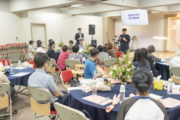 YTo1ODp7czo4OiJGaWxlTmFtZSI7czo0MDoiNjJmODIzOWMtNWI3Ny00ZjlhLThiYWMtYWI3MjJlMTUyZTZjLmpwZyI7czoxMjoiRmlsZURhdGVUaW1lIjtpOjE3NTkyOTgzMTE7czo4OiJGaWxlU2l6ZSI7aToxMzk3NDYyO3M6ODoiRmlsZVR5cGUiO2k6MjtzOjg6Ik1pbWVUeXBlIjtzOjEwOiJpbWFnZS9qcGVnIjtzOjEzOiJTZWN0aW9uc0ZvdW5kIjtzOjMwOiJBTllfVEFHLCBJRkQwLCBUSFVNQk5BSUwsIEVYSUYiO3M6ODoiQ09NUFVURUQiO2E6OTp7czo0OiJodG1sIjtzOjI2OiJ3aWR0aD0iMTc1MiIgaGVpZ2h0PSIxMTY4IiI7czo2OiJIZWlnaHQiO2k6MTE2ODtzOjU6IldpZHRoIjtpOjE3NTI7czo3OiJJc0NvbG9yIjtpOjE7czoxNzoiQnl0ZU9yZGVyTW90b3JvbGEiO2k6MDtzOjE1OiJBcGVydHVyZUZOdW1iZXIiO3M6NToiZi80LjAiO3M6OToiQ29weXJpZ2h0IjtzOjQ6IllBQkMiO3M6MTg6IlRodW1ibmFpbC5GaWxlVHlwZSI7aToyO3M6MTg6IlRodW1ibmFpbC5NaW1lVHlwZSI7czoxMDoiaW1hZ2UvanBlZyI7fXM6NDoiTWFrZSI7czo0OiJTT05ZIjtzOjU6Ik1vZGVsIjtzOjg6IklMQ0UtN000IjtzOjExOiJYUmVzb2x1dGlvbiI7czo1OiIyNDAvMSI7czoxMToiWVJlc29sdXRpb24iO3M6NToiMjQwLzEiO3M6MTQ6IlJlc29sdXRpb25Vbml0IjtpOjI7czo4OiJTb2Z0d2FyZSI7czo1MjoiQWRvYmUgUGhvdG9zaG9wIExpZ2h0cm9vbSBDbGFzc2ljIDE0LjUuMSAoTWFjaW50b3NoKSI7czo4OiJEYXRlVGltZSI7czoxOToiMjAyNTowOTozMCAxMDoxNTozOSI7czo2OiJBcnRpc3QiO3M6NzoiWUFCQ19TRyI7czo5OiJDb3B5cmlnaHQiO3M6NDoiWUFCQyI7czoxNjoiRXhpZl9JRkRfUG9pbnRlciI7aToyNTQ7czo5OiJUSFVNQk5BSUwiO2E6Njp7czoxMToiQ29tcHJlc3Npb24iO2k6NjtzOjExOiJYUmVzb2x1dGlvbiI7czo0OiI3Mi8xIjtzOjExOiJZUmVzb2x1dGlvbiI7czo0OiI3Mi8xIjtzOjE0OiJSZXNvbHV0aW9uVW5pdCI7aToyO3M6MjE6IkpQRUdJbnRlcmNoYW5nZUZvcm1hdCI7aToxMDQwO3M6Mjc6IkpQRUdJbnRlcmNoYW5nZUZvcm1hdExlbmd0aCI7aToxODcyODt9czoxMjoiRXhwb3N1cmVUaW1lIjtzOjQ6IjEvNjAiO3M6NzoiRk51bWJlciI7czozOiI0LzEiO3M6MTU6IkV4cG9zdXJlUHJvZ3JhbSI7aToxO3M6MTU6IklTT1NwZWVkUmF0aW5ncyI7aTo1MDA7czoxOToiVW5kZWZpbmVkVGFnOjB4ODgzMCI7aToyO3M6MTk6IlVuZGVmaW5lZFRhZzoweDg4MzIiO2k6NTAwO3M6MTE6IkV4aWZWZXJzaW9uIjtzOjQ6IjAyMzIiO3M6MTY6IkRhdGVUaW1lT3JpZ2luYWwiO3M6MTk6IjIwMjU6MDk6MjggMTM6Mjc6NTUiO3M6MTc6IkRhdGVUaW1lRGlnaXRpemVkIjtzOjE5OiIyMDI1OjA5OjI4IDEzOjI3OjU1IjtzOjE5OiJVbmRlZmluZWRUYWc6MHg5MDEwIjtzOjY6IiswOTowMCI7czoxOToiVW5kZWZpbmVkVGFnOjB4OTAxMSI7czo2OiIrMDk6MDAiO3M6MTk6IlVuZGVmaW5lZFRhZzoweDkwMTIiO3M6NjoiKzA5OjAwIjtzOjE3OiJTaHV0dGVyU3BlZWRWYWx1ZSI7czoxNToiNTkwNjg5MS8xMDAwMDAwIjtzOjEzOiJBcGVydHVyZVZhbHVlIjtzOjM6IjQvMSI7czoxNToiQnJpZ2h0bmVzc1ZhbHVlIjtzOjk6IjY2NzQvMjU2MCI7czoxNzoiRXhwb3N1cmVCaWFzVmFsdWUiO3M6NDoiMC8xMCI7czoxNjoiTWF4QXBlcnR1cmVWYWx1ZSI7czo3OiI3NjAvMjU2IjtzOjEyOiJNZXRlcmluZ01vZGUiO2k6NTtzOjExOiJMaWdodFNvdXJjZSI7aToyNTU7czo1OiJGbGFzaCI7aToxMztzOjExOiJGb2NhbExlbmd0aCI7czo2OiIzODAvMTAiO3M6MTg6IlN1YlNlY1RpbWVPcmlnaW5hbCI7czozOiIyMTEiO3M6MTk6IlN1YlNlY1RpbWVEaWdpdGl6ZWQiO3M6MzoiMjExIjtzOjEwOiJDb2xvclNwYWNlIjtpOjY1NTM1O3M6MjE6IkZvY2FsUGxhbmVYUmVzb2x1dGlvbiI7czoxNDoiNjQ0NDkzMzkvMzI3NjgiO3M6MjE6IkZvY2FsUGxhbmVZUmVzb2x1dGlvbiI7czoxNDoiNjQ0NDkzMzkvMzI3NjgiO3M6MjQ6IkZvY2FsUGxhbmVSZXNvbHV0aW9uVW5pdCI7aTozO3M6MTA6IkZpbGVTb3VyY2UiO3M6MToiAyI7czo5OiJTY2VuZVR5cGUiO3M6MToiASI7czoxNDoiQ3VzdG9tUmVuZGVyZWQiO2k6MDtzOjEyOiJFeHBvc3VyZU1vZGUiO2k6MTtzOjEyOiJXaGl0ZUJhbGFuY2UiO2k6MTtzOjE2OiJEaWdpdGFsWm9vbVJhdGlvIjtzOjU6IjE2LzE2IjtzOjIxOiJGb2NhbExlbmd0aEluMzVtbUZpbG0iO2k6Mzg7czoxNjoiU2NlbmVDYXB0dXJlVHlwZSI7aTowO3M6ODoiQ29udHJhc3QiO2k6MDtzOjEwOiJTYXR1cmF0aW9uIjtpOjA7czo5OiJTaGFycG5lc3MiO2k6MDtzOjE5OiJVbmRlZmluZWRUYWc6MHhBNDMyIjthOjQ6e2k6MDtzOjY6IjI0MC8xMCI7aToxO3M6NjoiNzAwLzEwIjtpOjI7czo1OiIyOC8xMCI7aTozO3M6NToiMjgvMTAiO31zOjE5OiJVbmRlZmluZWRUYWc6MHhBNDM0IjtzOjIxOiJGRSAyNC03MG1tIEYyLjggR00gSUkiO30=