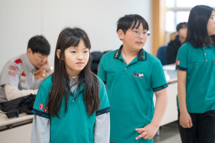 YTo1ODp7czo4OiJGaWxlTmFtZSI7czo0MDoiNzEzMGQ4ODYtNmRlMS00ZGE5LWI4NWYtYmEwMzA0NzUwNzUxLmpwZyI7czoxMjoiRmlsZURhdGVUaW1lIjtpOjE3NzM3MjI2NzU7czo4OiJGaWxlU2l6ZSI7aToyMTU4NDQ1O3M6ODoiRmlsZVR5cGUiO2k6MjtzOjg6Ik1pbWVUeXBlIjtzOjEwOiJpbWFnZS9qcGVnIjtzOjEzOiJTZWN0aW9uc0ZvdW5kIjtzOjMwOiJBTllfVEFHLCBJRkQwLCBUSFVNQk5BSUwsIEVYSUYiO3M6ODoiQ09NUFVURUQiO2E6OTp7czo0OiJodG1sIjtzOjI2OiJ3aWR0aD0iMjQ1MyIgaGVpZ2h0PSIxNjM1IiI7czo2OiJIZWlnaHQiO2k6MTYzNTtzOjU6IldpZHRoIjtpOjI0NTM7czo3OiJJc0NvbG9yIjtpOjE7czoxNzoiQnl0ZU9yZGVyTW90b3JvbGEiO2k6MDtzOjE1OiJBcGVydHVyZUZOdW1iZXIiO3M6NToiZi80LjAiO3M6OToiQ29weXJpZ2h0IjtzOjQ6IllBQkMiO3M6MTg6IlRodW1ibmFpbC5GaWxlVHlwZSI7aToyO3M6MTg6IlRodW1ibmFpbC5NaW1lVHlwZSI7czoxMDoiaW1hZ2UvanBlZyI7fXM6NDoiTWFrZSI7czo0OiJTT05ZIjtzOjU6Ik1vZGVsIjtzOjg6IklMQ0UtN000IjtzOjExOiJYUmVzb2x1dGlvbiI7czo1OiIyNDAvMSI7czoxMToiWVJlc29sdXRpb24iO3M6NToiMjQwLzEiO3M6MTQ6IlJlc29sdXRpb25Vbml0IjtpOjI7czo4OiJTb2Z0d2FyZSI7czo1MDoiQWRvYmUgUGhvdG9zaG9wIExpZ2h0cm9vbSBDbGFzc2ljIDE1LjIgKE1hY2ludG9zaCkiO3M6ODoiRGF0ZVRpbWUiO3M6MTk6IjIwMjY6MDM6MTcgMTE6MDc6MzMiO3M6NjoiQXJ0aXN0IjtzOjc6IllBQkNfU0ciO3M6OToiQ29weXJpZ2h0IjtzOjQ6IllBQkMiO3M6MTY6IkV4aWZfSUZEX1BvaW50ZXIiO2k6MjUyO3M6OToiVEhVTUJOQUlMIjthOjY6e3M6MTE6IkNvbXByZXNzaW9uIjtpOjY7czoxMToiWFJlc29sdXRpb24iO3M6NDoiNzIvMSI7czoxMToiWVJlc29sdXRpb24iO3M6NDoiNzIvMSI7czoxNDoiUmVzb2x1dGlvblVuaXQiO2k6MjtzOjIxOiJKUEVHSW50ZXJjaGFuZ2VGb3JtYXQiO2k6MTAzODtzOjI3OiJKUEVHSW50ZXJjaGFuZ2VGb3JtYXRMZW5ndGgiO2k6MTM3MDU7fXM6MTI6IkV4cG9zdXJlVGltZSI7czo0OiIxLzYwIjtzOjc6IkZOdW1iZXIiO3M6MzoiNC8xIjtzOjE1OiJFeHBvc3VyZVByb2dyYW0iO2k6MTtzOjE1OiJJU09TcGVlZFJhdGluZ3MiO2k6MTYwO3M6MTk6IlVuZGVmaW5lZFRhZzoweDg4MzAiO2k6MjtzOjE5OiJVbmRlZmluZWRUYWc6MHg4ODMyIjtpOjE2MDtzOjExOiJFeGlmVmVyc2lvbiI7czo0OiIwMjMyIjtzOjE2OiJEYXRlVGltZU9yaWdpbmFsIjtzOjE5OiIyMDI2OjAzOjE0IDEwOjU1OjM4IjtzOjE3OiJEYXRlVGltZURpZ2l0aXplZCI7czoxOToiMjAyNjowMzoxNCAxMDo1NTozOCI7czoxOToiVW5kZWZpbmVkVGFnOjB4OTAxMCI7czo2OiIrMDk6MDAiO3M6MTk6IlVuZGVmaW5lZFRhZzoweDkwMTEiO3M6NjoiKzA5OjAwIjtzOjE5OiJVbmRlZmluZWRUYWc6MHg5MDEyIjtzOjY6IiswOTowMCI7czoxNzoiU2h1dHRlclNwZWVkVmFsdWUiO3M6MTU6IjU5MDY4OTEvMTAwMDAwMCI7czoxMzoiQXBlcnR1cmVWYWx1ZSI7czozOiI0LzEiO3M6MTU6IkJyaWdodG5lc3NWYWx1ZSI7czo5OiI2OTI0LzI1NjAiO3M6MTc6IkV4cG9zdXJlQmlhc1ZhbHVlIjtzOjQ6IjAvMTAiO3M6MTY6Ik1heEFwZXJ0dXJlVmFsdWUiO3M6ODoiMTAyNC8yNTYiO3M6MTI6Ik1ldGVyaW5nTW9kZSI7aTo1O3M6MTE6IkxpZ2h0U291cmNlIjtpOjA7czo1OiJGbGFzaCI7aToxMztzOjExOiJGb2NhbExlbmd0aCI7czo3OiIxMDUwLzEwIjtzOjE4OiJTdWJTZWNUaW1lT3JpZ2luYWwiO3M6MzoiMzEwIjtzOjE5OiJTdWJTZWNUaW1lRGlnaXRpemVkIjtzOjM6IjMxMCI7czoxMDoiQ29sb3JTcGFjZSI7aToxO3M6MjE6IkZvY2FsUGxhbmVYUmVzb2x1dGlvbiI7czoxNDoiNjQ0NDkzMzkvMzI3NjgiO3M6MjE6IkZvY2FsUGxhbmVZUmVzb2x1dGlvbiI7czoxNDoiNjQ0NDkzMzkvMzI3NjgiO3M6MjQ6IkZvY2FsUGxhbmVSZXNvbHV0aW9uVW5pdCI7aTozO3M6MTA6IkZpbGVTb3VyY2UiO3M6MToiAyI7czo5OiJTY2VuZVR5cGUiO3M6MToiASI7czoxNDoiQ3VzdG9tUmVuZGVyZWQiO2k6MDtzOjEyOiJFeHBvc3VyZU1vZGUiO2k6MTtzOjEyOiJXaGl0ZUJhbGFuY2UiO2k6MDtzOjE2OiJEaWdpdGFsWm9vbVJhdGlvIjtzOjU6IjE2LzE2IjtzOjIxOiJGb2NhbExlbmd0aEluMzVtbUZpbG0iO2k6MTA1O3M6MTY6IlNjZW5lQ2FwdHVyZVR5cGUiO2k6MDtzOjg6IkNvbnRyYXN0IjtpOjA7czoxMDoiU2F0dXJhdGlvbiI7aTowO3M6OToiU2hhcnBuZXNzIjtpOjA7czoxOToiVW5kZWZpbmVkVGFnOjB4QTQzMiI7YTo0OntpOjA7czo2OiI3MDAvMTAiO2k6MTtzOjc6IjIwMDAvMTAiO2k6MjtzOjU6IjQwLzEwIjtpOjM7czo1OiI0MC8xMCI7fXM6MTk6IlVuZGVmaW5lZFRhZzoweEE0MzQiO3M6MjA6IkZFIDcwLTIwMG1tIEY0IEcgT1NTIjt9