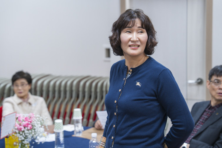 YTo1ODp7czo4OiJGaWxlTmFtZSI7czo0MDoiN2I2MDk3NjMtMzA2Yi00NGUzLWI5OWEtN2UxODM3MzU5ZDVlLmpwZyI7czoxMjoiRmlsZURhdGVUaW1lIjtpOjE3NzE5MDU4MjQ7czo4OiJGaWxlU2l6ZSI7aToxNTAyMTk1O3M6ODoiRmlsZVR5cGUiO2k6MjtzOjg6Ik1pbWVUeXBlIjtzOjEwOiJpbWFnZS9qcGVnIjtzOjEzOiJTZWN0aW9uc0ZvdW5kIjtzOjMwOiJBTllfVEFHLCBJRkQwLCBUSFVNQk5BSUwsIEVYSUYiO3M6ODoiQ09NUFVURUQiO2E6OTp7czo0OiJodG1sIjtzOjI2OiJ3aWR0aD0iMTY5OSIgaGVpZ2h0PSIxMTMzIiI7czo2OiJIZWlnaHQiO2k6MTEzMztzOjU6IldpZHRoIjtpOjE2OTk7czo3OiJJc0NvbG9yIjtpOjE7czoxNzoiQnl0ZU9yZGVyTW90b3JvbGEiO2k6MDtzOjE1OiJBcGVydHVyZUZOdW1iZXIiO3M6NToiZi8zLjIiO3M6OToiQ29weXJpZ2h0IjtzOjQ6IllBQkMiO3M6MTg6IlRodW1ibmFpbC5GaWxlVHlwZSI7aToyO3M6MTg6IlRodW1ibmFpbC5NaW1lVHlwZSI7czoxMDoiaW1hZ2UvanBlZyI7fXM6NDoiTWFrZSI7czo0OiJTT05ZIjtzOjU6Ik1vZGVsIjtzOjg6IklMQ0UtN000IjtzOjExOiJYUmVzb2x1dGlvbiI7czo1OiIyNDAvMSI7czoxMToiWVJlc29sdXRpb24iO3M6NToiMjQwLzEiO3M6MTQ6IlJlc29sdXRpb25Vbml0IjtpOjI7czo4OiJTb2Z0d2FyZSI7czo1MjoiQWRvYmUgUGhvdG9zaG9wIExpZ2h0cm9vbSBDbGFzc2ljIDE1LjEuMSAoTWFjaW50b3NoKSI7czo4OiJEYXRlVGltZSI7czoxOToiMjAyNjowMjoyNCAxMjo1OTozMyI7czo2OiJBcnRpc3QiO3M6NzoiWUFCQ19TRyI7czo5OiJDb3B5cmlnaHQiO3M6NDoiWUFCQyI7czoxNjoiRXhpZl9JRkRfUG9pbnRlciI7aToyNTQ7czo5OiJUSFVNQk5BSUwiO2E6Njp7czoxMToiQ29tcHJlc3Npb24iO2k6NjtzOjExOiJYUmVzb2x1dGlvbiI7czo0OiI3Mi8xIjtzOjExOiJZUmVzb2x1dGlvbiI7czo0OiI3Mi8xIjtzOjE0OiJSZXNvbHV0aW9uVW5pdCI7aToyO3M6MjE6IkpQRUdJbnRlcmNoYW5nZUZvcm1hdCI7aToxMDQwO3M6Mjc6IkpQRUdJbnRlcmNoYW5nZUZvcm1hdExlbmd0aCI7aToxMjI3Mjt9czoxMjoiRXhwb3N1cmVUaW1lIjtzOjQ6IjEvNjAiO3M6NzoiRk51bWJlciI7czo1OiIzMi8xMCI7czoxNToiRXhwb3N1cmVQcm9ncmFtIjtpOjE7czoxNToiSVNPU3BlZWRSYXRpbmdzIjtpOjI1MDtzOjE5OiJVbmRlZmluZWRUYWc6MHg4ODMwIjtpOjI7czoxOToiVW5kZWZpbmVkVGFnOjB4ODgzMiI7aToyNTA7czoxMToiRXhpZlZlcnNpb24iO3M6NDoiMDIzMiI7czoxNjoiRGF0ZVRpbWVPcmlnaW5hbCI7czoxOToiMjAyNjowMjoyMiAxMzoyNDowNCI7czoxNzoiRGF0ZVRpbWVEaWdpdGl6ZWQiO3M6MTk6IjIwMjY6MDI6MjIgMTM6MjQ6MDQiO3M6MTk6IlVuZGVmaW5lZFRhZzoweDkwMTAiO3M6NjoiKzA5OjAwIjtzOjE5OiJVbmRlZmluZWRUYWc6MHg5MDExIjtzOjY6IiswOTowMCI7czoxOToiVW5kZWZpbmVkVGFnOjB4OTAxMiI7czo2OiIrMDk6MDAiO3M6MTc6IlNodXR0ZXJTcGVlZFZhbHVlIjtzOjE1OiI1OTA2ODkxLzEwMDAwMDAiO3M6MTM6IkFwZXJ0dXJlVmFsdWUiO3M6MTU6IjMzNTYxNDQvMTAwMDAwMCI7czoxNToiQnJpZ2h0bmVzc1ZhbHVlIjtzOjk6IjYxODQvMjU2MCI7czoxNzoiRXhwb3N1cmVCaWFzVmFsdWUiO3M6NDoiMC8xMCI7czoxNjoiTWF4QXBlcnR1cmVWYWx1ZSI7czo3OiI3NjAvMjU2IjtzOjEyOiJNZXRlcmluZ01vZGUiO2k6NTtzOjExOiJMaWdodFNvdXJjZSI7aTowO3M6NToiRmxhc2giO2k6MTM7czoxMToiRm9jYWxMZW5ndGgiO3M6NjoiNzAwLzEwIjtzOjE4OiJTdWJTZWNUaW1lT3JpZ2luYWwiO3M6MzoiOTgxIjtzOjE5OiJTdWJTZWNUaW1lRGlnaXRpemVkIjtzOjM6Ijk4MSI7czoxMDoiQ29sb3JTcGFjZSI7aTo2NTUzNTtzOjIxOiJGb2NhbFBsYW5lWFJlc29sdXRpb24iO3M6MTQ6IjY0NDQ5MzM5LzMyNzY4IjtzOjIxOiJGb2NhbFBsYW5lWVJlc29sdXRpb24iO3M6MTQ6IjY0NDQ5MzM5LzMyNzY4IjtzOjI0OiJGb2NhbFBsYW5lUmVzb2x1dGlvblVuaXQiO2k6MztzOjEwOiJGaWxlU291cmNlIjtzOjE6IgMiO3M6OToiU2NlbmVUeXBlIjtzOjE6IgEiO3M6MTQ6IkN1c3RvbVJlbmRlcmVkIjtpOjA7czoxMjoiRXhwb3N1cmVNb2RlIjtpOjE7czoxMjoiV2hpdGVCYWxhbmNlIjtpOjE7czoxNjoiRGlnaXRhbFpvb21SYXRpbyI7czo1OiIxNi8xNiI7czoyMToiRm9jYWxMZW5ndGhJbjM1bW1GaWxtIjtpOjcwO3M6MTY6IlNjZW5lQ2FwdHVyZVR5cGUiO2k6MDtzOjg6IkNvbnRyYXN0IjtpOjA7czoxMDoiU2F0dXJhdGlvbiI7aTowO3M6OToiU2hhcnBuZXNzIjtpOjA7czoxOToiVW5kZWZpbmVkVGFnOjB4QTQzMiI7YTo0OntpOjA7czo2OiIyNDAvMTAiO2k6MTtzOjY6IjcwMC8xMCI7aToyO3M6NToiMjgvMTAiO2k6MztzOjU6IjI4LzEwIjt9czoxOToiVW5kZWZpbmVkVGFnOjB4QTQzNCI7czoyMToiRkUgMjQtNzBtbSBGMi44IEdNIElJIjt9