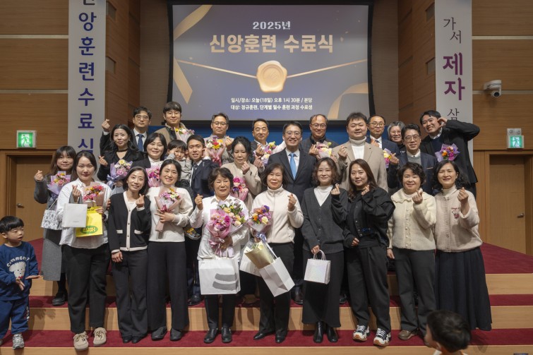 YTo1ODp7czo4OiJGaWxlTmFtZSI7czo0MDoiOGNlN2VjZDgtZGU0NC00NmNjLTgxMzctMGE2MWEwMzY2NDU1LmpwZyI7czoxMjoiRmlsZURhdGVUaW1lIjtpOjE3Njg4ODY1ODE7czo4OiJGaWxlU2l6ZSI7aToxMzIyNjk3O3M6ODoiRmlsZVR5cGUiO2k6MjtzOjg6Ik1pbWVUeXBlIjtzOjEwOiJpbWFnZS9qcGVnIjtzOjEzOiJTZWN0aW9uc0ZvdW5kIjtzOjMwOiJBTllfVEFHLCBJRkQwLCBUSFVNQk5BSUwsIEVYSUYiO3M6ODoiQ09NUFVURUQiO2E6OTp7czo0OiJodG1sIjtzOjI2OiJ3aWR0aD0iMTY2MyIgaGVpZ2h0PSIxMTA5IiI7czo2OiJIZWlnaHQiO2k6MTEwOTtzOjU6IldpZHRoIjtpOjE2NjM7czo3OiJJc0NvbG9yIjtpOjE7czoxNzoiQnl0ZU9yZGVyTW90b3JvbGEiO2k6MDtzOjE1OiJBcGVydHVyZUZOdW1iZXIiO3M6NToiZi8zLjUiO3M6OToiQ29weXJpZ2h0IjtzOjQ6IllBQkMiO3M6MTg6IlRodW1ibmFpbC5GaWxlVHlwZSI7aToyO3M6MTg6IlRodW1ibmFpbC5NaW1lVHlwZSI7czoxMDoiaW1hZ2UvanBlZyI7fXM6NDoiTWFrZSI7czo0OiJTT05ZIjtzOjU6Ik1vZGVsIjtzOjg6IklMQ0UtN000IjtzOjExOiJYUmVzb2x1dGlvbiI7czo1OiIyNDAvMSI7czoxMToiWVJlc29sdXRpb24iO3M6NToiMjQwLzEiO3M6MTQ6IlJlc29sdXRpb25Vbml0IjtpOjI7czo4OiJTb2Z0d2FyZSI7czo1MjoiQWRvYmUgUGhvdG9zaG9wIExpZ2h0cm9vbSBDbGFzc2ljIDE0LjEuMSAoTWFjaW50b3NoKSI7czo4OiJEYXRlVGltZSI7czoxOToiMjAyNjowMToxOSAyMToyODo1NSI7czo2OiJBcnRpc3QiO3M6NzoiWUFCQ19TRyI7czo5OiJDb3B5cmlnaHQiO3M6NDoiWUFCQyI7czoxNjoiRXhpZl9JRkRfUG9pbnRlciI7aToyNTQ7czo5OiJUSFVNQk5BSUwiO2E6Njp7czoxMToiQ29tcHJlc3Npb24iO2k6NjtzOjExOiJYUmVzb2x1dGlvbiI7czo0OiI3Mi8xIjtzOjExOiJZUmVzb2x1dGlvbiI7czo0OiI3Mi8xIjtzOjE0OiJSZXNvbHV0aW9uVW5pdCI7aToyO3M6MjE6IkpQRUdJbnRlcmNoYW5nZUZvcm1hdCI7aToxMDQwO3M6Mjc6IkpQRUdJbnRlcmNoYW5nZUZvcm1hdExlbmd0aCI7aToxODMwOTt9czoxMjoiRXhwb3N1cmVUaW1lIjtzOjU6IjEvMTAwIjtzOjc6IkZOdW1iZXIiO3M6NToiMzUvMTAiO3M6MTU6IkV4cG9zdXJlUHJvZ3JhbSI7aToxO3M6MTU6IklTT1NwZWVkUmF0aW5ncyI7aToxMjU7czoxOToiVW5kZWZpbmVkVGFnOjB4ODgzMCI7aToyO3M6MTk6IlVuZGVmaW5lZFRhZzoweDg4MzIiO2k6MTI1O3M6MTE6IkV4aWZWZXJzaW9uIjtzOjQ6IjAyMzIiO3M6MTY6IkRhdGVUaW1lT3JpZ2luYWwiO3M6MTk6IjIwMjY6MDE6MTggMTQ6NTQ6NTkiO3M6MTc6IkRhdGVUaW1lRGlnaXRpemVkIjtzOjE5OiIyMDI2OjAxOjE4IDE0OjU0OjU5IjtzOjE5OiJVbmRlZmluZWRUYWc6MHg5MDEwIjtzOjY6IiswOTowMCI7czoxOToiVW5kZWZpbmVkVGFnOjB4OTAxMSI7czo2OiIrMDk6MDAiO3M6MTk6IlVuZGVmaW5lZFRhZzoweDkwMTIiO3M6NjoiKzA5OjAwIjtzOjE3OiJTaHV0dGVyU3BlZWRWYWx1ZSI7czoxNToiNjY0Mzg1Ni8xMDAwMDAwIjtzOjEzOiJBcGVydHVyZVZhbHVlIjtzOjEzOiIzNjE0NzEvMTAwMDAwIjtzOjE1OiJCcmlnaHRuZXNzVmFsdWUiO3M6OToiNzkxNC8yNTYwIjtzOjE3OiJFeHBvc3VyZUJpYXNWYWx1ZSI7czo0OiIwLzEwIjtzOjE2OiJNYXhBcGVydHVyZVZhbHVlIjtzOjc6Ijc2MC8yNTYiO3M6MTI6Ik1ldGVyaW5nTW9kZSI7aTo1O3M6MTE6IkxpZ2h0U291cmNlIjtpOjI1NTtzOjU6IkZsYXNoIjtpOjEzO3M6MTE6IkZvY2FsTGVuZ3RoIjtzOjY6IjI0MC8xMCI7czoxODoiU3ViU2VjVGltZU9yaWdpbmFsIjtzOjM6IjkwNiI7czoxOToiU3ViU2VjVGltZURpZ2l0aXplZCI7czozOiI5MDYiO3M6MTA6IkNvbG9yU3BhY2UiO2k6NjU1MzU7czoyMToiRm9jYWxQbGFuZVhSZXNvbHV0aW9uIjtzOjE0OiI2NDQ0OTMzOS8zMjc2OCI7czoyMToiRm9jYWxQbGFuZVlSZXNvbHV0aW9uIjtzOjE0OiI2NDQ0OTMzOS8zMjc2OCI7czoyNDoiRm9jYWxQbGFuZVJlc29sdXRpb25Vbml0IjtpOjM7czoxMDoiRmlsZVNvdXJjZSI7czoxOiIDIjtzOjk6IlNjZW5lVHlwZSI7czoxOiIBIjtzOjE0OiJDdXN0b21SZW5kZXJlZCI7aTowO3M6MTI6IkV4cG9zdXJlTW9kZSI7aToxO3M6MTI6IldoaXRlQmFsYW5jZSI7aToxO3M6MTY6IkRpZ2l0YWxab29tUmF0aW8iO3M6NToiMTYvMTYiO3M6MjE6IkZvY2FsTGVuZ3RoSW4zNW1tRmlsbSI7aToyNDtzOjE2OiJTY2VuZUNhcHR1cmVUeXBlIjtpOjA7czo4OiJDb250cmFzdCI7aToxO3M6MTA6IlNhdHVyYXRpb24iO2k6MTtzOjk6IlNoYXJwbmVzcyI7aTowO3M6MTk6IlVuZGVmaW5lZFRhZzoweEE0MzIiO2E6NDp7aTowO3M6NjoiMjQwLzEwIjtpOjE7czo2OiI3MDAvMTAiO2k6MjtzOjU6IjI4LzEwIjtpOjM7czo1OiIyOC8xMCI7fXM6MTk6IlVuZGVmaW5lZFRhZzoweEE0MzQiO3M6MjE6IkZFIDI0LTcwbW0gRjIuOCBHTSBJSSI7fQ==