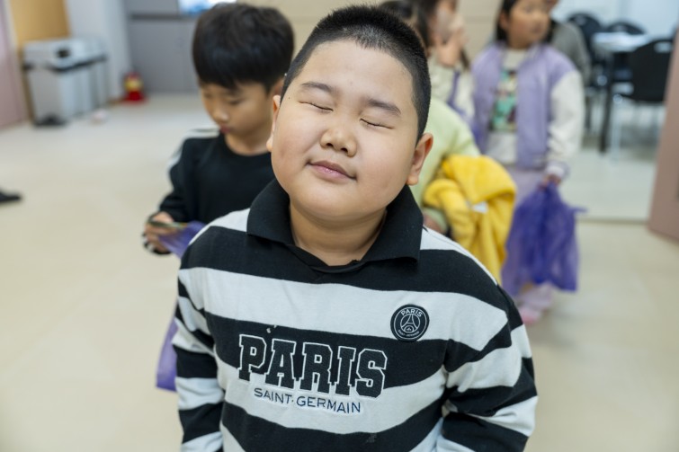 YTo1ODp7czo4OiJGaWxlTmFtZSI7czo0MDoiOTgxOTY4NGMtMWFmYy00YTYzLWE2MWMtYmUyZTVhODczYmJhLmpwZyI7czoxMjoiRmlsZURhdGVUaW1lIjtpOjE3NjQzMTgxMDE7czo4OiJGaWxlU2l6ZSI7aTo5NzEzMTY7czo4OiJGaWxlVHlwZSI7aToyO3M6ODoiTWltZVR5cGUiO3M6MTA6ImltYWdlL2pwZWciO3M6MTM6IlNlY3Rpb25zRm91bmQiO3M6MzA6IkFOWV9UQUcsIElGRDAsIFRIVU1CTkFJTCwgRVhJRiI7czo4OiJDT01QVVRFRCI7YTo5OntzOjQ6Imh0bWwiO3M6MjY6IndpZHRoPSIxNzUyIiBoZWlnaHQ9IjExNjgiIjtzOjY6IkhlaWdodCI7aToxMTY4O3M6NToiV2lkdGgiO2k6MTc1MjtzOjc6IklzQ29sb3IiO2k6MTtzOjE3OiJCeXRlT3JkZXJNb3Rvcm9sYSI7aTowO3M6MTU6IkFwZXJ0dXJlRk51bWJlciI7czo1OiJmLzMuMiI7czo5OiJDb3B5cmlnaHQiO3M6NDoiWUFCQyI7czoxODoiVGh1bWJuYWlsLkZpbGVUeXBlIjtpOjI7czoxODoiVGh1bWJuYWlsLk1pbWVUeXBlIjtzOjEwOiJpbWFnZS9qcGVnIjt9czo0OiJNYWtlIjtzOjQ6IlNPTlkiO3M6NToiTW9kZWwiO3M6ODoiSUxDRS03TTQiO3M6MTE6IlhSZXNvbHV0aW9uIjtzOjU6IjI0MC8xIjtzOjExOiJZUmVzb2x1dGlvbiI7czo1OiIyNDAvMSI7czoxNDoiUmVzb2x1dGlvblVuaXQiO2k6MjtzOjg6IlNvZnR3YXJlIjtzOjUyOiJBZG9iZSBQaG90b3Nob3AgTGlnaHRyb29tIENsYXNzaWMgMTUuMC4xIChNYWNpbnRvc2gpIjtzOjg6IkRhdGVUaW1lIjtzOjE5OiIyMDI1OjExOjI4IDE3OjE1OjM4IjtzOjY6IkFydGlzdCI7czo3OiJZQUJDX1NHIjtzOjk6IkNvcHlyaWdodCI7czo0OiJZQUJDIjtzOjE2OiJFeGlmX0lGRF9Qb2ludGVyIjtpOjI1NDtzOjk6IlRIVU1CTkFJTCI7YTo2OntzOjExOiJDb21wcmVzc2lvbiI7aTo2O3M6MTE6IlhSZXNvbHV0aW9uIjtzOjQ6IjcyLzEiO3M6MTE6IllSZXNvbHV0aW9uIjtzOjQ6IjcyLzEiO3M6MTQ6IlJlc29sdXRpb25Vbml0IjtpOjI7czoyMToiSlBFR0ludGVyY2hhbmdlRm9ybWF0IjtpOjEwNDA7czoyNzoiSlBFR0ludGVyY2hhbmdlRm9ybWF0TGVuZ3RoIjtpOjEzNDcxO31zOjEyOiJFeHBvc3VyZVRpbWUiO3M6NToiMS8xMjUiO3M6NzoiRk51bWJlciI7czo1OiIzMi8xMCI7czoxNToiRXhwb3N1cmVQcm9ncmFtIjtpOjE7czoxNToiSVNPU3BlZWRSYXRpbmdzIjtpOjY0MDtzOjE5OiJVbmRlZmluZWRUYWc6MHg4ODMwIjtpOjI7czoxOToiVW5kZWZpbmVkVGFnOjB4ODgzMiI7aTo2NDA7czoxMToiRXhpZlZlcnNpb24iO3M6NDoiMDIzMiI7czoxNjoiRGF0ZVRpbWVPcmlnaW5hbCI7czoxOToiMjAyNToxMToyMyAxMjoyMjoyMiI7czoxNzoiRGF0ZVRpbWVEaWdpdGl6ZWQiO3M6MTk6IjIwMjU6MTE6MjMgMTI6MjI6MjIiO3M6MTk6IlVuZGVmaW5lZFRhZzoweDkwMTAiO3M6NjoiKzA5OjAwIjtzOjE5OiJVbmRlZmluZWRUYWc6MHg5MDExIjtzOjY6IiswOTowMCI7czoxOToiVW5kZWZpbmVkVGFnOjB4OTAxMiI7czo2OiIrMDk6MDAiO3M6MTc6IlNodXR0ZXJTcGVlZFZhbHVlIjtzOjE1OiI2OTY1Nzg0LzEwMDAwMDAiO3M6MTM6IkFwZXJ0dXJlVmFsdWUiO3M6MTU6IjMzNTYxNDQvMTAwMDAwMCI7czoxNToiQnJpZ2h0bmVzc1ZhbHVlIjtzOjk6Ijg3MTQvMjU2MCI7czoxNzoiRXhwb3N1cmVCaWFzVmFsdWUiO3M6NDoiMC8xMCI7czoxNjoiTWF4QXBlcnR1cmVWYWx1ZSI7czo3OiI3NjAvMjU2IjtzOjEyOiJNZXRlcmluZ01vZGUiO2k6NTtzOjExOiJMaWdodFNvdXJjZSI7aTowO3M6NToiRmxhc2giO2k6MTY7czoxMToiRm9jYWxMZW5ndGgiO3M6NjoiMzUwLzEwIjtzOjE4OiJTdWJTZWNUaW1lT3JpZ2luYWwiO3M6MzoiMTU2IjtzOjE5OiJTdWJTZWNUaW1lRGlnaXRpemVkIjtzOjM6IjE1NiI7czoxMDoiQ29sb3JTcGFjZSI7aTo2NTUzNTtzOjIxOiJGb2NhbFBsYW5lWFJlc29sdXRpb24iO3M6MTQ6IjY0NDQ5MzM5LzMyNzY4IjtzOjIxOiJGb2NhbFBsYW5lWVJlc29sdXRpb24iO3M6MTQ6IjY0NDQ5MzM5LzMyNzY4IjtzOjI0OiJGb2NhbFBsYW5lUmVzb2x1dGlvblVuaXQiO2k6MztzOjEwOiJGaWxlU291cmNlIjtzOjE6IgMiO3M6OToiU2NlbmVUeXBlIjtzOjE6IgEiO3M6MTQ6IkN1c3RvbVJlbmRlcmVkIjtpOjA7czoxMjoiRXhwb3N1cmVNb2RlIjtpOjE7czoxMjoiV2hpdGVCYWxhbmNlIjtpOjE7czoxNjoiRGlnaXRhbFpvb21SYXRpbyI7czo1OiIxNi8xNiI7czoyMToiRm9jYWxMZW5ndGhJbjM1bW1GaWxtIjtpOjM1O3M6MTY6IlNjZW5lQ2FwdHVyZVR5cGUiO2k6MDtzOjg6IkNvbnRyYXN0IjtpOjA7czoxMDoiU2F0dXJhdGlvbiI7aTowO3M6OToiU2hhcnBuZXNzIjtpOjA7czoxOToiVW5kZWZpbmVkVGFnOjB4QTQzMiI7YTo0OntpOjA7czo2OiIyNDAvMTAiO2k6MTtzOjY6IjcwMC8xMCI7aToyO3M6NToiMjgvMTAiO2k6MztzOjU6IjI4LzEwIjt9czoxOToiVW5kZWZpbmVkVGFnOjB4QTQzNCI7czoyMToiRkUgMjQtNzBtbSBGMi44IEdNIElJIjt9