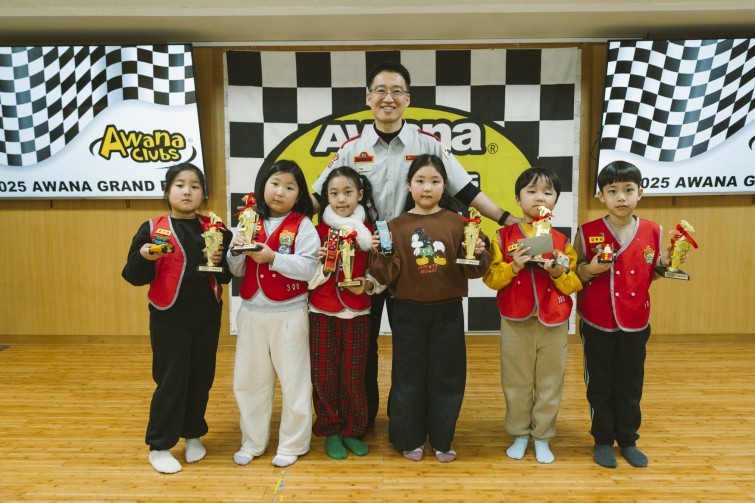 YTo1ODp7czo4OiJGaWxlTmFtZSI7czo0MDoiYWIzODQ0NzgtOGY3OC00YjY5LTk4ZTYtYjNmM2RkMWVmZmU0LmpwZyI7czoxMjoiRmlsZURhdGVUaW1lIjtpOjE3NjUwNzg5NTM7czo4OiJGaWxlU2l6ZSI7aToxNzQwMDM0O3M6ODoiRmlsZVR5cGUiO2k6MjtzOjg6Ik1pbWVUeXBlIjtzOjEwOiJpbWFnZS9qcGVnIjtzOjEzOiJTZWN0aW9uc0ZvdW5kIjtzOjMwOiJBTllfVEFHLCBJRkQwLCBUSFVNQk5BSUwsIEVYSUYiO3M6ODoiQ09NUFVURUQiO2E6OTp7czo0OiJodG1sIjtzOjI2OiJ3aWR0aD0iMTc1MiIgaGVpZ2h0PSIxMTY4IiI7czo2OiJIZWlnaHQiO2k6MTE2ODtzOjU6IldpZHRoIjtpOjE3NTI7czo3OiJJc0NvbG9yIjtpOjE7czoxNzoiQnl0ZU9yZGVyTW90b3JvbGEiO2k6MDtzOjE1OiJBcGVydHVyZUZOdW1iZXIiO3M6NToiZi80LjAiO3M6OToiQ29weXJpZ2h0IjtzOjQ6IllBQkMiO3M6MTg6IlRodW1ibmFpbC5GaWxlVHlwZSI7aToyO3M6MTg6IlRodW1ibmFpbC5NaW1lVHlwZSI7czoxMDoiaW1hZ2UvanBlZyI7fXM6NDoiTWFrZSI7czo0OiJTT05ZIjtzOjU6Ik1vZGVsIjtzOjg6IklMQ0UtN000IjtzOjExOiJYUmVzb2x1dGlvbiI7czo1OiIyNDAvMSI7czoxMToiWVJlc29sdXRpb24iO3M6NToiMjQwLzEiO3M6MTQ6IlJlc29sdXRpb25Vbml0IjtpOjI7czo4OiJTb2Z0d2FyZSI7czo1MjoiQWRvYmUgUGhvdG9zaG9wIExpZ2h0cm9vbSBDbGFzc2ljIDE1LjAuMSAoTWFjaW50b3NoKSI7czo4OiJEYXRlVGltZSI7czoxOToiMjAyNToxMjowNyAxMjozNzo1MCI7czo2OiJBcnRpc3QiO3M6NzoiWUFCQ19TRyI7czo5OiJDb3B5cmlnaHQiO3M6NDoiWUFCQyI7czoxNjoiRXhpZl9JRkRfUG9pbnRlciI7aToyNTQ7czo5OiJUSFVNQk5BSUwiO2E6Njp7czoxMToiQ29tcHJlc3Npb24iO2k6NjtzOjExOiJYUmVzb2x1dGlvbiI7czo0OiI3Mi8xIjtzOjExOiJZUmVzb2x1dGlvbiI7czo0OiI3Mi8xIjtzOjE0OiJSZXNvbHV0aW9uVW5pdCI7aToyO3M6MjE6IkpQRUdJbnRlcmNoYW5nZUZvcm1hdCI7aToxMDQwO3M6Mjc6IkpQRUdJbnRlcmNoYW5nZUZvcm1hdExlbmd0aCI7aToyMTkwMjt9czoxMjoiRXhwb3N1cmVUaW1lIjtzOjQ6IjEvNjAiO3M6NzoiRk51bWJlciI7czozOiI0LzEiO3M6MTU6IkV4cG9zdXJlUHJvZ3JhbSI7aToxO3M6MTU6IklTT1NwZWVkUmF0aW5ncyI7aTo0MDA7czoxOToiVW5kZWZpbmVkVGFnOjB4ODgzMCI7aToyO3M6MTk6IlVuZGVmaW5lZFRhZzoweDg4MzIiO2k6NDAwO3M6MTE6IkV4aWZWZXJzaW9uIjtzOjQ6IjAyMzIiO3M6MTY6IkRhdGVUaW1lT3JpZ2luYWwiO3M6MTk6IjIwMjU6MTI6MDYgMTI6MTM6NTUiO3M6MTc6IkRhdGVUaW1lRGlnaXRpemVkIjtzOjE5OiIyMDI1OjEyOjA2IDEyOjEzOjU1IjtzOjE5OiJVbmRlZmluZWRUYWc6MHg5MDEwIjtzOjY6IiswOTowMCI7czoxOToiVW5kZWZpbmVkVGFnOjB4OTAxMSI7czo2OiIrMDk6MDAiO3M6MTk6IlVuZGVmaW5lZFRhZzoweDkwMTIiO3M6NjoiKzA5OjAwIjtzOjE3OiJTaHV0dGVyU3BlZWRWYWx1ZSI7czoxNToiNTkwNjg5MS8xMDAwMDAwIjtzOjEzOiJBcGVydHVyZVZhbHVlIjtzOjM6IjQvMSI7czoxNToiQnJpZ2h0bmVzc1ZhbHVlIjtzOjk6Ijc0MDQvMjU2MCI7czoxNzoiRXhwb3N1cmVCaWFzVmFsdWUiO3M6NDoiMC8xMCI7czoxNjoiTWF4QXBlcnR1cmVWYWx1ZSI7czo3OiI3NjAvMjU2IjtzOjEyOiJNZXRlcmluZ01vZGUiO2k6NTtzOjExOiJMaWdodFNvdXJjZSI7aTowO3M6NToiRmxhc2giO2k6MTM7czoxMToiRm9jYWxMZW5ndGgiO3M6NjoiMjYwLzEwIjtzOjE4OiJTdWJTZWNUaW1lT3JpZ2luYWwiO3M6MzoiMjM3IjtzOjE5OiJTdWJTZWNUaW1lRGlnaXRpemVkIjtzOjM6IjIzNyI7czoxMDoiQ29sb3JTcGFjZSI7aTo2NTUzNTtzOjIxOiJGb2NhbFBsYW5lWFJlc29sdXRpb24iO3M6MTQ6IjY0NDQ5MzM5LzMyNzY4IjtzOjIxOiJGb2NhbFBsYW5lWVJlc29sdXRpb24iO3M6MTQ6IjY0NDQ5MzM5LzMyNzY4IjtzOjI0OiJGb2NhbFBsYW5lUmVzb2x1dGlvblVuaXQiO2k6MztzOjEwOiJGaWxlU291cmNlIjtzOjE6IgMiO3M6OToiU2NlbmVUeXBlIjtzOjE6IgEiO3M6MTQ6IkN1c3RvbVJlbmRlcmVkIjtpOjA7czoxMjoiRXhwb3N1cmVNb2RlIjtpOjE7czoxMjoiV2hpdGVCYWxhbmNlIjtpOjE7czoxNjoiRGlnaXRhbFpvb21SYXRpbyI7czo1OiIxNi8xNiI7czoyMToiRm9jYWxMZW5ndGhJbjM1bW1GaWxtIjtpOjI2O3M6MTY6IlNjZW5lQ2FwdHVyZVR5cGUiO2k6MDtzOjg6IkNvbnRyYXN0IjtpOjA7czoxMDoiU2F0dXJhdGlvbiI7aTowO3M6OToiU2hhcnBuZXNzIjtpOjA7czoxOToiVW5kZWZpbmVkVGFnOjB4QTQzMiI7YTo0OntpOjA7czo2OiIyNDAvMTAiO2k6MTtzOjY6IjcwMC8xMCI7aToyO3M6NToiMjgvMTAiO2k6MztzOjU6IjI4LzEwIjt9czoxOToiVW5kZWZpbmVkVGFnOjB4QTQzNCI7czoyMToiRkUgMjQtNzBtbSBGMi44IEdNIElJIjt9