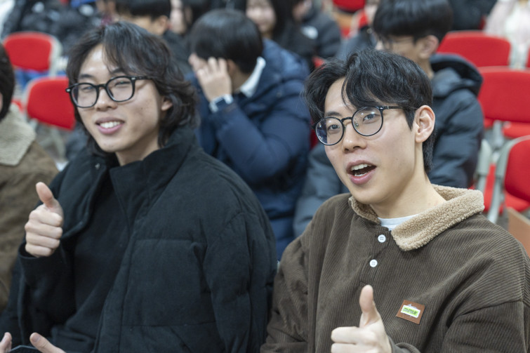 YTo1ODp7czo4OiJGaWxlTmFtZSI7czo0MDoiYzE2ZWQzZWItM2FlMi00OTdjLThkNDQtMjhmZTRhNWM1NWNhLmpwZyI7czoxMjoiRmlsZURhdGVUaW1lIjtpOjE3NjczMzM2MzQ7czo4OiJGaWxlU2l6ZSI7aToxMzI2MDI2O3M6ODoiRmlsZVR5cGUiO2k6MjtzOjg6Ik1pbWVUeXBlIjtzOjEwOiJpbWFnZS9qcGVnIjtzOjEzOiJTZWN0aW9uc0ZvdW5kIjtzOjMwOiJBTllfVEFHLCBJRkQwLCBUSFVNQk5BSUwsIEVYSUYiO3M6ODoiQ09NUFVURUQiO2E6OTp7czo0OiJodG1sIjtzOjI2OiJ3aWR0aD0iMTc1MiIgaGVpZ2h0PSIxMTY4IiI7czo2OiJIZWlnaHQiO2k6MTE2ODtzOjU6IldpZHRoIjtpOjE3NTI7czo3OiJJc0NvbG9yIjtpOjE7czoxNzoiQnl0ZU9yZGVyTW90b3JvbGEiO2k6MDtzOjE1OiJBcGVydHVyZUZOdW1iZXIiO3M6NToiZi8yLjgiO3M6OToiQ29weXJpZ2h0IjtzOjQ6IllBQkMiO3M6MTg6IlRodW1ibmFpbC5GaWxlVHlwZSI7aToyO3M6MTg6IlRodW1ibmFpbC5NaW1lVHlwZSI7czoxMDoiaW1hZ2UvanBlZyI7fXM6NDoiTWFrZSI7czo0OiJTT05ZIjtzOjU6Ik1vZGVsIjtzOjg6IklMQ0UtN000IjtzOjExOiJYUmVzb2x1dGlvbiI7czo1OiIyNDAvMSI7czoxMToiWVJlc29sdXRpb24iO3M6NToiMjQwLzEiO3M6MTQ6IlJlc29sdXRpb25Vbml0IjtpOjI7czo4OiJTb2Z0d2FyZSI7czo1MDoiQWRvYmUgUGhvdG9zaG9wIExpZ2h0cm9vbSBDbGFzc2ljIDE1LjEgKE1hY2ludG9zaCkiO3M6ODoiRGF0ZVRpbWUiO3M6MTk6IjIwMjY6MDE6MDIgMTQ6NTU6NTgiO3M6NjoiQXJ0aXN0IjtzOjc6IllBQkNfU0ciO3M6OToiQ29weXJpZ2h0IjtzOjQ6IllBQkMiO3M6MTY6IkV4aWZfSUZEX1BvaW50ZXIiO2k6MjUyO3M6OToiVEhVTUJOQUlMIjthOjY6e3M6MTE6IkNvbXByZXNzaW9uIjtpOjY7czoxMToiWFJlc29sdXRpb24iO3M6NDoiNzIvMSI7czoxMToiWVJlc29sdXRpb24iO3M6NDoiNzIvMSI7czoxNDoiUmVzb2x1dGlvblVuaXQiO2k6MjtzOjIxOiJKUEVHSW50ZXJjaGFuZ2VGb3JtYXQiO2k6MTAzODtzOjI3OiJKUEVHSW50ZXJjaGFuZ2VGb3JtYXRMZW5ndGgiO2k6MTQ2OTM7fXM6MTI6IkV4cG9zdXJlVGltZSI7czo1OiIxLzIwMCI7czo3OiJGTnVtYmVyIjtzOjU6IjI4LzEwIjtzOjE1OiJFeHBvc3VyZVByb2dyYW0iO2k6MTtzOjE1OiJJU09TcGVlZFJhdGluZ3MiO2k6MTAwMDtzOjE5OiJVbmRlZmluZWRUYWc6MHg4ODMwIjtpOjI7czoxOToiVW5kZWZpbmVkVGFnOjB4ODgzMiI7aToxMDAwO3M6MTE6IkV4aWZWZXJzaW9uIjtzOjQ6IjAyMzIiO3M6MTY6IkRhdGVUaW1lT3JpZ2luYWwiO3M6MTk6IjIwMjU6MTI6MzEgMjE6MDA6MDAiO3M6MTc6IkRhdGVUaW1lRGlnaXRpemVkIjtzOjE5OiIyMDI1OjEyOjMxIDIxOjAwOjAwIjtzOjE5OiJVbmRlZmluZWRUYWc6MHg5MDEwIjtzOjY6IiswOTowMCI7czoxOToiVW5kZWZpbmVkVGFnOjB4OTAxMSI7czo2OiIrMDk6MDAiO3M6MTk6IlVuZGVmaW5lZFRhZzoweDkwMTIiO3M6NjoiKzA5OjAwIjtzOjE3OiJTaHV0dGVyU3BlZWRWYWx1ZSI7czoxNToiNzY0Mzg1Ni8xMDAwMDAwIjtzOjEzOiJBcGVydHVyZVZhbHVlIjtzOjE1OiIyOTcwODU0LzEwMDAwMDAiO3M6MTU6IkJyaWdodG5lc3NWYWx1ZSI7czo4OiI2NjQvMjU2MCI7czoxNzoiRXhwb3N1cmVCaWFzVmFsdWUiO3M6NDoiMC8xMCI7czoxNjoiTWF4QXBlcnR1cmVWYWx1ZSI7czo3OiI3NjAvMjU2IjtzOjEyOiJNZXRlcmluZ01vZGUiO2k6NTtzOjExOiJMaWdodFNvdXJjZSI7aTowO3M6NToiRmxhc2giO2k6MTY7czoxMToiRm9jYWxMZW5ndGgiO3M6NjoiNTAwLzEwIjtzOjE4OiJTdWJTZWNUaW1lT3JpZ2luYWwiO3M6MzoiNDUwIjtzOjE5OiJTdWJTZWNUaW1lRGlnaXRpemVkIjtzOjM6IjQ1MCI7czoxMDoiQ29sb3JTcGFjZSI7aTo2NTUzNTtzOjIxOiJGb2NhbFBsYW5lWFJlc29sdXRpb24iO3M6MTQ6IjY0NDQ5MzM5LzMyNzY4IjtzOjIxOiJGb2NhbFBsYW5lWVJlc29sdXRpb24iO3M6MTQ6IjY0NDQ5MzM5LzMyNzY4IjtzOjI0OiJGb2NhbFBsYW5lUmVzb2x1dGlvblVuaXQiO2k6MztzOjEwOiJGaWxlU291cmNlIjtzOjE6IgMiO3M6OToiU2NlbmVUeXBlIjtzOjE6IgEiO3M6MTQ6IkN1c3RvbVJlbmRlcmVkIjtpOjA7czoxMjoiRXhwb3N1cmVNb2RlIjtpOjE7czoxMjoiV2hpdGVCYWxhbmNlIjtpOjA7czoxNjoiRGlnaXRhbFpvb21SYXRpbyI7czo1OiIxNi8xNiI7czoyMToiRm9jYWxMZW5ndGhJbjM1bW1GaWxtIjtpOjUwO3M6MTY6IlNjZW5lQ2FwdHVyZVR5cGUiO2k6MDtzOjg6IkNvbnRyYXN0IjtpOjA7czoxMDoiU2F0dXJhdGlvbiI7aTowO3M6OToiU2hhcnBuZXNzIjtpOjA7czoxOToiVW5kZWZpbmVkVGFnOjB4QTQzMiI7YTo0OntpOjA7czo2OiIyNDAvMTAiO2k6MTtzOjY6IjcwMC8xMCI7aToyO3M6NToiMjgvMTAiO2k6MztzOjU6IjI4LzEwIjt9czoxOToiVW5kZWZpbmVkVGFnOjB4QTQzNCI7czoyMToiRkUgMjQtNzBtbSBGMi44IEdNIElJIjt9