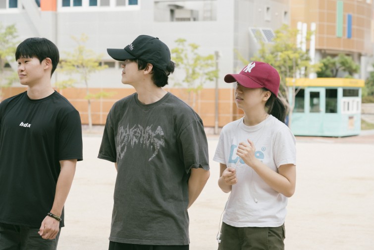 YTo1NDp7czo4OiJGaWxlTmFtZSI7czo0MDoiYzdiMDE5NjQtNWU2OS00YWZjLTk5OGQtZWU5YThlNjA1OTJiLmpwZyI7czoxMjoiRmlsZURhdGVUaW1lIjtpOjE3NjA1MTQyNjk7czo4OiJGaWxlU2l6ZSI7aToxMzY3OTg4O3M6ODoiRmlsZVR5cGUiO2k6MjtzOjg6Ik1pbWVUeXBlIjtzOjEwOiJpbWFnZS9qcGVnIjtzOjEzOiJTZWN0aW9uc0ZvdW5kIjtzOjMwOiJBTllfVEFHLCBJRkQwLCBUSFVNQk5BSUwsIEVYSUYiO3M6ODoiQ09NUFVURUQiO2E6ODp7czo0OiJodG1sIjtzOjI2OiJ3aWR0aD0iMTk4OCIgaGVpZ2h0PSIxMzI2IiI7czo2OiJIZWlnaHQiO2k6MTMyNjtzOjU6IldpZHRoIjtpOjE5ODg7czo3OiJJc0NvbG9yIjtpOjE7czoxNzoiQnl0ZU9yZGVyTW90b3JvbGEiO2k6MDtzOjE1OiJBcGVydHVyZUZOdW1iZXIiO3M6NToiZi83LjEiO3M6MTg6IlRodW1ibmFpbC5GaWxlVHlwZSI7aToyO3M6MTg6IlRodW1ibmFpbC5NaW1lVHlwZSI7czoxMDoiaW1hZ2UvanBlZyI7fXM6NDoiTWFrZSI7czo0OiJTT05ZIjtzOjU6Ik1vZGVsIjtzOjk6IklMQ0UtN1JNMyI7czoxMToiWFJlc29sdXRpb24iO3M6NToiMjQwLzEiO3M6MTE6IllSZXNvbHV0aW9uIjtzOjU6IjI0MC8xIjtzOjE0OiJSZXNvbHV0aW9uVW5pdCI7aToyO3M6ODoiU29mdHdhcmUiO3M6NTI6IkFkb2JlIFBob3Rvc2hvcCBMaWdodHJvb20gQ2xhc3NpYyAxNC41LjEgKE1hY2ludG9zaCkiO3M6ODoiRGF0ZVRpbWUiO3M6MTk6IjIwMjU6MTA6MTMgMTM6MzA6NDIiO3M6MTY6IkV4aWZfSUZEX1BvaW50ZXIiO2k6MjE2O3M6OToiVEhVTUJOQUlMIjthOjY6e3M6MTE6IkNvbXByZXNzaW9uIjtpOjY7czoxMToiWFJlc29sdXRpb24iO3M6NDoiNzIvMSI7czoxMToiWVJlc29sdXRpb24iO3M6NDoiNzIvMSI7czoxNDoiUmVzb2x1dGlvblVuaXQiO2k6MjtzOjIxOiJKUEVHSW50ZXJjaGFuZ2VGb3JtYXQiO2k6OTc4O3M6Mjc6IkpQRUdJbnRlcmNoYW5nZUZvcm1hdExlbmd0aCI7aToxMzM1MTt9czoxMjoiRXhwb3N1cmVUaW1lIjtzOjU6IjEvODAwIjtzOjc6IkZOdW1iZXIiO3M6NToiNzEvMTAiO3M6MTU6IkV4cG9zdXJlUHJvZ3JhbSI7aToxO3M6MTU6IklTT1NwZWVkUmF0aW5ncyI7aTo1MDA7czoxOToiVW5kZWZpbmVkVGFnOjB4ODgzMCI7aToyO3M6MTk6IlVuZGVmaW5lZFRhZzoweDg4MzIiO2k6NTAwO3M6MTE6IkV4aWZWZXJzaW9uIjtzOjQ6IjAyMzEiO3M6MTY6IkRhdGVUaW1lT3JpZ2luYWwiO3M6MTk6IjIwMjU6MTA6MTIgMTQ6MTY6MzAiO3M6MTc6IkRhdGVUaW1lRGlnaXRpemVkIjtzOjE5OiIyMDI1OjEwOjEyIDE0OjE2OjMwIjtzOjE5OiJVbmRlZmluZWRUYWc6MHg5MDEwIjtzOjY6IiswOTowMCI7czoxOToiVW5kZWZpbmVkVGFnOjB4OTAxMSI7czo2OiIrMDk6MDAiO3M6MTk6IlVuZGVmaW5lZFRhZzoweDkwMTIiO3M6NjoiKzA5OjAwIjtzOjE3OiJTaHV0dGVyU3BlZWRWYWx1ZSI7czoxNToiOTY0Mzg1Ni8xMDAwMDAwIjtzOjEzOiJBcGVydHVyZVZhbHVlIjtzOjE1OiI1NjU1NjM4LzEwMDAwMDAiO3M6MTU6IkJyaWdodG5lc3NWYWx1ZSI7czoxMDoiMjI4ODQvMjU2MCI7czoxNzoiRXhwb3N1cmVCaWFzVmFsdWUiO3M6NDoiMy8xMCI7czoxNjoiTWF4QXBlcnR1cmVWYWx1ZSI7czo4OiIxMDI0LzI1NiI7czoxMjoiTWV0ZXJpbmdNb2RlIjtpOjU7czoxMToiTGlnaHRTb3VyY2UiO2k6MDtzOjU6IkZsYXNoIjtpOjE2O3M6MTE6IkZvY2FsTGVuZ3RoIjtzOjc6IjEwNTAvMTAiO3M6MTA6IkNvbG9yU3BhY2UiO2k6NjU1MzU7czoyMToiRm9jYWxQbGFuZVhSZXNvbHV0aW9uIjtzOjE0OiI3MDkyNDEzNC8zMjc2OCI7czoyMToiRm9jYWxQbGFuZVlSZXNvbHV0aW9uIjtzOjE0OiI3MDkyNDEzNC8zMjc2OCI7czoyNDoiRm9jYWxQbGFuZVJlc29sdXRpb25Vbml0IjtpOjM7czoxMDoiRmlsZVNvdXJjZSI7czoxOiIDIjtzOjk6IlNjZW5lVHlwZSI7czoxOiIBIjtzOjE0OiJDdXN0b21SZW5kZXJlZCI7aTowO3M6MTI6IkV4cG9zdXJlTW9kZSI7aToxO3M6MTI6IldoaXRlQmFsYW5jZSI7aTowO3M6MTY6IkRpZ2l0YWxab29tUmF0aW8iO3M6NToiMTYvMTYiO3M6MjE6IkZvY2FsTGVuZ3RoSW4zNW1tRmlsbSI7aToxMDU7czoxNjoiU2NlbmVDYXB0dXJlVHlwZSI7aTowO3M6ODoiQ29udHJhc3QiO2k6MDtzOjEwOiJTYXR1cmF0aW9uIjtpOjA7czo5OiJTaGFycG5lc3MiO2k6MDtzOjE5OiJVbmRlZmluZWRUYWc6MHhBNDMyIjthOjQ6e2k6MDtzOjY6IjI0MC8xMCI7aToxO3M6NzoiMTA1MC8xMCI7aToyO3M6NToiNDAvMTAiO2k6MztzOjU6IjQwLzEwIjt9czoxOToiVW5kZWZpbmVkVGFnOjB4QTQzNCI7czoyMDoiRkUgMjQtMTA1bW0gRjQgRyBPU1MiO30=