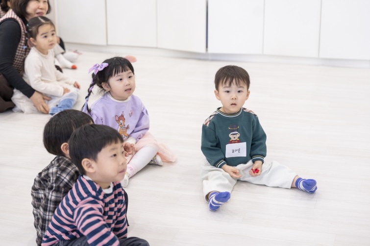 YTo1ODp7czo4OiJGaWxlTmFtZSI7czo0MDoiZDZhYzdhMzktM2RhYi00ZDJmLTg2MGItOTQ0NmEyNzcxNjJkLmpwZyI7czoxMjoiRmlsZURhdGVUaW1lIjtpOjE3Njc2NjY1ODU7czo4OiJGaWxlU2l6ZSI7aTo3OTAzOTA7czo4OiJGaWxlVHlwZSI7aToyO3M6ODoiTWltZVR5cGUiO3M6MTA6ImltYWdlL2pwZWciO3M6MTM6IlNlY3Rpb25zRm91bmQiO3M6MzA6IkFOWV9UQUcsIElGRDAsIFRIVU1CTkFJTCwgRVhJRiI7czo4OiJDT01QVVRFRCI7YTo5OntzOjQ6Imh0bWwiO3M6MjY6IndpZHRoPSIxNjU2IiBoZWlnaHQ9IjExMDQiIjtzOjY6IkhlaWdodCI7aToxMTA0O3M6NToiV2lkdGgiO2k6MTY1NjtzOjc6IklzQ29sb3IiO2k6MTtzOjE3OiJCeXRlT3JkZXJNb3Rvcm9sYSI7aTowO3M6MTU6IkFwZXJ0dXJlRk51bWJlciI7czo1OiJmLzIuOCI7czo5OiJDb3B5cmlnaHQiO3M6NDoiWUFCQyI7czoxODoiVGh1bWJuYWlsLkZpbGVUeXBlIjtpOjI7czoxODoiVGh1bWJuYWlsLk1pbWVUeXBlIjtzOjEwOiJpbWFnZS9qcGVnIjt9czo0OiJNYWtlIjtzOjQ6IlNPTlkiO3M6NToiTW9kZWwiO3M6ODoiSUxDRS03TTQiO3M6MTE6IlhSZXNvbHV0aW9uIjtzOjU6IjI0MC8xIjtzOjExOiJZUmVzb2x1dGlvbiI7czo1OiIyNDAvMSI7czoxNDoiUmVzb2x1dGlvblVuaXQiO2k6MjtzOjg6IlNvZnR3YXJlIjtzOjUwOiJBZG9iZSBQaG90b3Nob3AgTGlnaHRyb29tIENsYXNzaWMgMTUuMSAoTWFjaW50b3NoKSI7czo4OiJEYXRlVGltZSI7czoxOToiMjAyNjowMTowNiAxMToyNjoyNSI7czo2OiJBcnRpc3QiO3M6NzoiWUFCQ19TRyI7czo5OiJDb3B5cmlnaHQiO3M6NDoiWUFCQyI7czoxNjoiRXhpZl9JRkRfUG9pbnRlciI7aToyNTI7czo5OiJUSFVNQk5BSUwiO2E6Njp7czoxMToiQ29tcHJlc3Npb24iO2k6NjtzOjExOiJYUmVzb2x1dGlvbiI7czo0OiI3Mi8xIjtzOjExOiJZUmVzb2x1dGlvbiI7czo0OiI3Mi8xIjtzOjE0OiJSZXNvbHV0aW9uVW5pdCI7aToyO3M6MjE6IkpQRUdJbnRlcmNoYW5nZUZvcm1hdCI7aToxMDM4O3M6Mjc6IkpQRUdJbnRlcmNoYW5nZUZvcm1hdExlbmd0aCI7aToxMTY3MTt9czoxMjoiRXhwb3N1cmVUaW1lIjtzOjU6IjEvMTAwIjtzOjc6IkZOdW1iZXIiO3M6NToiMjgvMTAiO3M6MTU6IkV4cG9zdXJlUHJvZ3JhbSI7aToxO3M6MTU6IklTT1NwZWVkUmF0aW5ncyI7aToyMDA7czoxOToiVW5kZWZpbmVkVGFnOjB4ODgzMCI7aToyO3M6MTk6IlVuZGVmaW5lZFRhZzoweDg4MzIiO2k6MjAwO3M6MTE6IkV4aWZWZXJzaW9uIjtzOjQ6IjAyMzIiO3M6MTY6IkRhdGVUaW1lT3JpZ2luYWwiO3M6MTk6IjIwMjY6MDE6MDQgMTE6NDU6NDMiO3M6MTc6IkRhdGVUaW1lRGlnaXRpemVkIjtzOjE5OiIyMDI2OjAxOjA0IDExOjQ1OjQzIjtzOjE5OiJVbmRlZmluZWRUYWc6MHg5MDEwIjtzOjY6IiswOTowMCI7czoxOToiVW5kZWZpbmVkVGFnOjB4OTAxMSI7czo2OiIrMDk6MDAiO3M6MTk6IlVuZGVmaW5lZFRhZzoweDkwMTIiO3M6NjoiKzA5OjAwIjtzOjE3OiJTaHV0dGVyU3BlZWRWYWx1ZSI7czoxNToiNjY0Mzg1Ni8xMDAwMDAwIjtzOjEzOiJBcGVydHVyZVZhbHVlIjtzOjE1OiIyOTcwODU0LzEwMDAwMDAiO3M6MTU6IkJyaWdodG5lc3NWYWx1ZSI7czo5OiI5ODA0LzI1NjAiO3M6MTc6IkV4cG9zdXJlQmlhc1ZhbHVlIjtzOjQ6IjAvMTAiO3M6MTY6Ik1heEFwZXJ0dXJlVmFsdWUiO3M6NzoiNzYwLzI1NiI7czoxMjoiTWV0ZXJpbmdNb2RlIjtpOjU7czoxMToiTGlnaHRTb3VyY2UiO2k6MDtzOjU6IkZsYXNoIjtpOjE2O3M6MTE6IkZvY2FsTGVuZ3RoIjtzOjY6IjcwMC8xMCI7czoxODoiU3ViU2VjVGltZU9yaWdpbmFsIjtzOjM6Ijk0NSI7czoxOToiU3ViU2VjVGltZURpZ2l0aXplZCI7czozOiI5NDUiO3M6MTA6IkNvbG9yU3BhY2UiO2k6NjU1MzU7czoyMToiRm9jYWxQbGFuZVhSZXNvbHV0aW9uIjtzOjE0OiI2NDQ0OTMzOS8zMjc2OCI7czoyMToiRm9jYWxQbGFuZVlSZXNvbHV0aW9uIjtzOjE0OiI2NDQ0OTMzOS8zMjc2OCI7czoyNDoiRm9jYWxQbGFuZVJlc29sdXRpb25Vbml0IjtpOjM7czoxMDoiRmlsZVNvdXJjZSI7czoxOiIDIjtzOjk6IlNjZW5lVHlwZSI7czoxOiIBIjtzOjE0OiJDdXN0b21SZW5kZXJlZCI7aTowO3M6MTI6IkV4cG9zdXJlTW9kZSI7aToxO3M6MTI6IldoaXRlQmFsYW5jZSI7aTowO3M6MTY6IkRpZ2l0YWxab29tUmF0aW8iO3M6NToiMTYvMTYiO3M6MjE6IkZvY2FsTGVuZ3RoSW4zNW1tRmlsbSI7aTo3MDtzOjE2OiJTY2VuZUNhcHR1cmVUeXBlIjtpOjA7czo4OiJDb250cmFzdCI7aTowO3M6MTA6IlNhdHVyYXRpb24iO2k6MDtzOjk6IlNoYXJwbmVzcyI7aTowO3M6MTk6IlVuZGVmaW5lZFRhZzoweEE0MzIiO2E6NDp7aTowO3M6NjoiMjQwLzEwIjtpOjE7czo2OiI3MDAvMTAiO2k6MjtzOjU6IjI4LzEwIjtpOjM7czo1OiIyOC8xMCI7fXM6MTk6IlVuZGVmaW5lZFRhZzoweEE0MzQiO3M6MjE6IkZFIDI0LTcwbW0gRjIuOCBHTSBJSSI7fQ==