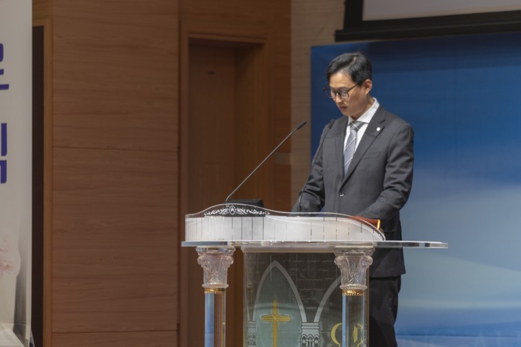 YTo1ODp7czo4OiJGaWxlTmFtZSI7czo0MDoiZGE0ZWQ3NjEtYmE0MS00YTAwLTljYjUtYTdkMmEzZjUwZGVhLmpwZyI7czoxMjoiRmlsZURhdGVUaW1lIjtpOjE3Njg4ODY1MDM7czo4OiJGaWxlU2l6ZSI7aTo4NjY3Mzc7czo4OiJGaWxlVHlwZSI7aToyO3M6ODoiTWltZVR5cGUiO3M6MTA6ImltYWdlL2pwZWciO3M6MTM6IlNlY3Rpb25zRm91bmQiO3M6MzA6IkFOWV9UQUcsIElGRDAsIFRIVU1CTkFJTCwgRVhJRiI7czo4OiJDT01QVVRFRCI7YTo5OntzOjQ6Imh0bWwiO3M6MjY6IndpZHRoPSIxNzEzIiBoZWlnaHQ9IjExNDIiIjtzOjY6IkhlaWdodCI7aToxMTQyO3M6NToiV2lkdGgiO2k6MTcxMztzOjc6IklzQ29sb3IiO2k6MTtzOjE3OiJCeXRlT3JkZXJNb3Rvcm9sYSI7aTowO3M6MTU6IkFwZXJ0dXJlRk51bWJlciI7czo1OiJmLzQuMCI7czo5OiJDb3B5cmlnaHQiO3M6NDoiWUFCQyI7czoxODoiVGh1bWJuYWlsLkZpbGVUeXBlIjtpOjI7czoxODoiVGh1bWJuYWlsLk1pbWVUeXBlIjtzOjEwOiJpbWFnZS9qcGVnIjt9czo0OiJNYWtlIjtzOjQ6IlNPTlkiO3M6NToiTW9kZWwiO3M6ODoiSUxDRS03TTQiO3M6MTE6IlhSZXNvbHV0aW9uIjtzOjU6IjI0MC8xIjtzOjExOiJZUmVzb2x1dGlvbiI7czo1OiIyNDAvMSI7czoxNDoiUmVzb2x1dGlvblVuaXQiO2k6MjtzOjg6IlNvZnR3YXJlIjtzOjUyOiJBZG9iZSBQaG90b3Nob3AgTGlnaHRyb29tIENsYXNzaWMgMTQuMS4xIChNYWNpbnRvc2gpIjtzOjg6IkRhdGVUaW1lIjtzOjE5OiIyMDI2OjAxOjE5IDIxOjI4OjIyIjtzOjY6IkFydGlzdCI7czo3OiJZQUJDX1NHIjtzOjk6IkNvcHlyaWdodCI7czo0OiJZQUJDIjtzOjE2OiJFeGlmX0lGRF9Qb2ludGVyIjtpOjI1NDtzOjk6IlRIVU1CTkFJTCI7YTo2OntzOjExOiJDb21wcmVzc2lvbiI7aTo2O3M6MTE6IlhSZXNvbHV0aW9uIjtzOjQ6IjcyLzEiO3M6MTE6IllSZXNvbHV0aW9uIjtzOjQ6IjcyLzEiO3M6MTQ6IlJlc29sdXRpb25Vbml0IjtpOjI7czoyMToiSlBFR0ludGVyY2hhbmdlRm9ybWF0IjtpOjEwNDA7czoyNzoiSlBFR0ludGVyY2hhbmdlRm9ybWF0TGVuZ3RoIjtpOjk0NTU7fXM6MTI6IkV4cG9zdXJlVGltZSI7czo1OiIxLzEwMCI7czo3OiJGTnVtYmVyIjtzOjM6IjQvMSI7czoxNToiRXhwb3N1cmVQcm9ncmFtIjtpOjE7czoxNToiSVNPU3BlZWRSYXRpbmdzIjtpOjMyMDtzOjE5OiJVbmRlZmluZWRUYWc6MHg4ODMwIjtpOjI7czoxOToiVW5kZWZpbmVkVGFnOjB4ODgzMiI7aTozMjA7czoxMToiRXhpZlZlcnNpb24iO3M6NDoiMDIzMiI7czoxNjoiRGF0ZVRpbWVPcmlnaW5hbCI7czoxOToiMjAyNjowMToxOCAxNDowMDo0OSI7czoxNzoiRGF0ZVRpbWVEaWdpdGl6ZWQiO3M6MTk6IjIwMjY6MDE6MTggMTQ6MDA6NDkiO3M6MTk6IlVuZGVmaW5lZFRhZzoweDkwMTAiO3M6NjoiKzA5OjAwIjtzOjE5OiJVbmRlZmluZWRUYWc6MHg5MDExIjtzOjY6IiswOTowMCI7czoxOToiVW5kZWZpbmVkVGFnOjB4OTAxMiI7czo2OiIrMDk6MDAiO3M6MTc6IlNodXR0ZXJTcGVlZFZhbHVlIjtzOjE1OiI2NjQzODU2LzEwMDAwMDAiO3M6MTM6IkFwZXJ0dXJlVmFsdWUiO3M6MzoiNC8xIjtzOjE1OiJCcmlnaHRuZXNzVmFsdWUiO3M6OToiNTk2NC8yNTYwIjtzOjE3OiJFeHBvc3VyZUJpYXNWYWx1ZSI7czo0OiIwLzEwIjtzOjE2OiJNYXhBcGVydHVyZVZhbHVlIjtzOjg6IjEwMjQvMjU2IjtzOjEyOiJNZXRlcmluZ01vZGUiO2k6NTtzOjExOiJMaWdodFNvdXJjZSI7aToyNTU7czo1OiJGbGFzaCI7aToxNjtzOjExOiJGb2NhbExlbmd0aCI7czo3OiIxOTgwLzEwIjtzOjE4OiJTdWJTZWNUaW1lT3JpZ2luYWwiO3M6MzoiNTc3IjtzOjE5OiJTdWJTZWNUaW1lRGlnaXRpemVkIjtzOjM6IjU3NyI7czoxMDoiQ29sb3JTcGFjZSI7aTo2NTUzNTtzOjIxOiJGb2NhbFBsYW5lWFJlc29sdXRpb24iO3M6MTQ6IjY0NDQ5MzM5LzMyNzY4IjtzOjIxOiJGb2NhbFBsYW5lWVJlc29sdXRpb24iO3M6MTQ6IjY0NDQ5MzM5LzMyNzY4IjtzOjI0OiJGb2NhbFBsYW5lUmVzb2x1dGlvblVuaXQiO2k6MztzOjEwOiJGaWxlU291cmNlIjtzOjE6IgMiO3M6OToiU2NlbmVUeXBlIjtzOjE6IgEiO3M6MTQ6IkN1c3RvbVJlbmRlcmVkIjtpOjA7czoxMjoiRXhwb3N1cmVNb2RlIjtpOjE7czoxMjoiV2hpdGVCYWxhbmNlIjtpOjE7czoxNjoiRGlnaXRhbFpvb21SYXRpbyI7czo1OiIxNi8xNiI7czoyMToiRm9jYWxMZW5ndGhJbjM1bW1GaWxtIjtpOjE5ODtzOjE2OiJTY2VuZUNhcHR1cmVUeXBlIjtpOjA7czo4OiJDb250cmFzdCI7aToxO3M6MTA6IlNhdHVyYXRpb24iO2k6MTtzOjk6IlNoYXJwbmVzcyI7aTowO3M6MTk6IlVuZGVmaW5lZFRhZzoweEE0MzIiO2E6NDp7aTowO3M6NjoiNzAwLzEwIjtpOjE7czo3OiIyMDAwLzEwIjtpOjI7czo1OiI0MC8xMCI7aTozO3M6NToiNDAvMTAiO31zOjE5OiJVbmRlZmluZWRUYWc6MHhBNDM0IjtzOjIwOiJGRSA3MC0yMDBtbSBGNCBHIE9TUyI7fQ==