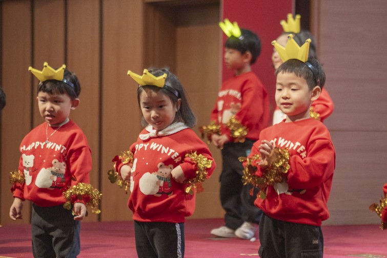 YTo1ODp7czo4OiJGaWxlTmFtZSI7czo0MDoiZGY3NTgzZTYtNmQ5MC00Zjk1LWE2ZDgtYjQ5MTkzZTBiNTAxLmpwZyI7czoxMjoiRmlsZURhdGVUaW1lIjtpOjE3NjY0NjQxODU7czo4OiJGaWxlU2l6ZSI7aToxMDQ3Mzk1O3M6ODoiRmlsZVR5cGUiO2k6MjtzOjg6Ik1pbWVUeXBlIjtzOjEwOiJpbWFnZS9qcGVnIjtzOjEzOiJTZWN0aW9uc0ZvdW5kIjtzOjMwOiJBTllfVEFHLCBJRkQwLCBUSFVNQk5BSUwsIEVYSUYiO3M6ODoiQ09NUFVURUQiO2E6OTp7czo0OiJodG1sIjtzOjI1OiJ3aWR0aD0iMTQyMCIgaGVpZ2h0PSI5NDciIjtzOjY6IkhlaWdodCI7aTo5NDc7czo1OiJXaWR0aCI7aToxNDIwO3M6NzoiSXNDb2xvciI7aToxO3M6MTc6IkJ5dGVPcmRlck1vdG9yb2xhIjtpOjA7czoxNToiQXBlcnR1cmVGTnVtYmVyIjtzOjU6ImYvNC4wIjtzOjk6IkNvcHlyaWdodCI7czo0OiJZQUJDIjtzOjE4OiJUaHVtYm5haWwuRmlsZVR5cGUiO2k6MjtzOjE4OiJUaHVtYm5haWwuTWltZVR5cGUiO3M6MTA6ImltYWdlL2pwZWciO31zOjQ6Ik1ha2UiO3M6NDoiU09OWSI7czo1OiJNb2RlbCI7czo4OiJJTENFLTdNNCI7czoxMToiWFJlc29sdXRpb24iO3M6NToiMjQwLzEiO3M6MTE6IllSZXNvbHV0aW9uIjtzOjU6IjI0MC8xIjtzOjE0OiJSZXNvbHV0aW9uVW5pdCI7aToyO3M6ODoiU29mdHdhcmUiO3M6NTA6IkFkb2JlIFBob3Rvc2hvcCBMaWdodHJvb20gQ2xhc3NpYyAxNS4xIChNYWNpbnRvc2gpIjtzOjg6IkRhdGVUaW1lIjtzOjE5OiIyMDI1OjEyOjIzIDEyOjAxOjIzIjtzOjY6IkFydGlzdCI7czo3OiJZQUJDX1NHIjtzOjk6IkNvcHlyaWdodCI7czo0OiJZQUJDIjtzOjE2OiJFeGlmX0lGRF9Qb2ludGVyIjtpOjI1MjtzOjk6IlRIVU1CTkFJTCI7YTo2OntzOjExOiJDb21wcmVzc2lvbiI7aTo2O3M6MTE6IlhSZXNvbHV0aW9uIjtzOjQ6IjcyLzEiO3M6MTE6IllSZXNvbHV0aW9uIjtzOjQ6IjcyLzEiO3M6MTQ6IlJlc29sdXRpb25Vbml0IjtpOjI7czoyMToiSlBFR0ludGVyY2hhbmdlRm9ybWF0IjtpOjEwMzg7czoyNzoiSlBFR0ludGVyY2hhbmdlRm9ybWF0TGVuZ3RoIjtpOjE2MzkwO31zOjEyOiJFeHBvc3VyZVRpbWUiO3M6NToiMS8xMDAiO3M6NzoiRk51bWJlciI7czozOiI0LzEiO3M6MTU6IkV4cG9zdXJlUHJvZ3JhbSI7aToxO3M6MTU6IklTT1NwZWVkUmF0aW5ncyI7aToyNTAwO3M6MTk6IlVuZGVmaW5lZFRhZzoweDg4MzAiO2k6MjtzOjE5OiJVbmRlZmluZWRUYWc6MHg4ODMyIjtpOjI1MDA7czoxMToiRXhpZlZlcnNpb24iO3M6NDoiMDIzMiI7czoxNjoiRGF0ZVRpbWVPcmlnaW5hbCI7czoxOToiMjAyNToxMjoyMSAxMzozNjo0MiI7czoxNzoiRGF0ZVRpbWVEaWdpdGl6ZWQiO3M6MTk6IjIwMjU6MTI6MjEgMTM6MzY6NDIiO3M6MTk6IlVuZGVmaW5lZFRhZzoweDkwMTAiO3M6NjoiKzA5OjAwIjtzOjE5OiJVbmRlZmluZWRUYWc6MHg5MDExIjtzOjY6IiswOTowMCI7czoxOToiVW5kZWZpbmVkVGFnOjB4OTAxMiI7czo2OiIrMDk6MDAiO3M6MTc6IlNodXR0ZXJTcGVlZFZhbHVlIjtzOjE1OiI2NjQzODU2LzEwMDAwMDAiO3M6MTM6IkFwZXJ0dXJlVmFsdWUiO3M6MzoiNC8xIjtzOjE1OiJCcmlnaHRuZXNzVmFsdWUiO3M6MTA6Ii0yNTU2LzI1NjAiO3M6MTc6IkV4cG9zdXJlQmlhc1ZhbHVlIjtzOjQ6IjAvMTAiO3M6MTY6Ik1heEFwZXJ0dXJlVmFsdWUiO3M6ODoiMTAyNC8yNTYiO3M6MTI6Ik1ldGVyaW5nTW9kZSI7aTo1O3M6MTE6IkxpZ2h0U291cmNlIjtpOjA7czo1OiJGbGFzaCI7aToxNjtzOjExOiJGb2NhbExlbmd0aCI7czo3OiIxMjMwLzEwIjtzOjE4OiJTdWJTZWNUaW1lT3JpZ2luYWwiO3M6MzoiNTA2IjtzOjE5OiJTdWJTZWNUaW1lRGlnaXRpemVkIjtzOjM6IjUwNiI7czoxMDoiQ29sb3JTcGFjZSI7aTo2NTUzNTtzOjIxOiJGb2NhbFBsYW5lWFJlc29sdXRpb24iO3M6MTQ6IjY0NDQ5MzM5LzMyNzY4IjtzOjIxOiJGb2NhbFBsYW5lWVJlc29sdXRpb24iO3M6MTQ6IjY0NDQ5MzM5LzMyNzY4IjtzOjI0OiJGb2NhbFBsYW5lUmVzb2x1dGlvblVuaXQiO2k6MztzOjEwOiJGaWxlU291cmNlIjtzOjE6IgMiO3M6OToiU2NlbmVUeXBlIjtzOjE6IgEiO3M6MTQ6IkN1c3RvbVJlbmRlcmVkIjtpOjA7czoxMjoiRXhwb3N1cmVNb2RlIjtpOjE7czoxMjoiV2hpdGVCYWxhbmNlIjtpOjA7czoxNjoiRGlnaXRhbFpvb21SYXRpbyI7czo1OiIxNi8xNiI7czoyMToiRm9jYWxMZW5ndGhJbjM1bW1GaWxtIjtpOjEyMztzOjE2OiJTY2VuZUNhcHR1cmVUeXBlIjtpOjA7czo4OiJDb250cmFzdCI7aTowO3M6MTA6IlNhdHVyYXRpb24iO2k6MDtzOjk6IlNoYXJwbmVzcyI7aTowO3M6MTk6IlVuZGVmaW5lZFRhZzoweEE0MzIiO2E6NDp7aTowO3M6NjoiNzAwLzEwIjtpOjE7czo3OiIyMDAwLzEwIjtpOjI7czo1OiI0MC8xMCI7aTozO3M6NToiNDAvMTAiO31zOjE5OiJVbmRlZmluZWRUYWc6MHhBNDM0IjtzOjIwOiJGRSA3MC0yMDBtbSBGNCBHIE9TUyI7fQ==