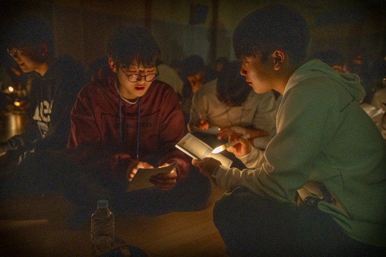 YTo1ODp7czo4OiJGaWxlTmFtZSI7czo0MDoiZWYwMWYwNTAtMjI4Ny00MjYyLWIzNTQtOTJlMjQ2MDI5Yjc0LmpwZyI7czoxMjoiRmlsZURhdGVUaW1lIjtpOjE3NzA3MDQ0MjI7czo4OiJGaWxlU2l6ZSI7aToxODA0MDE1O3M6ODoiRmlsZVR5cGUiO2k6MjtzOjg6Ik1pbWVUeXBlIjtzOjEwOiJpbWFnZS9qcGVnIjtzOjEzOiJTZWN0aW9uc0ZvdW5kIjtzOjMwOiJBTllfVEFHLCBJRkQwLCBUSFVNQk5BSUwsIEVYSUYiO3M6ODoiQ09NUFVURUQiO2E6OTp7czo0OiJodG1sIjtzOjI2OiJ3aWR0aD0iMTc1MiIgaGVpZ2h0PSIxMTY4IiI7czo2OiJIZWlnaHQiO2k6MTE2ODtzOjU6IldpZHRoIjtpOjE3NTI7czo3OiJJc0NvbG9yIjtpOjE7czoxNzoiQnl0ZU9yZGVyTW90b3JvbGEiO2k6MDtzOjE1OiJBcGVydHVyZUZOdW1iZXIiO3M6NToiZi8yLjgiO3M6OToiQ29weXJpZ2h0IjtzOjQ6IllBQkMiO3M6MTg6IlRodW1ibmFpbC5GaWxlVHlwZSI7aToyO3M6MTg6IlRodW1ibmFpbC5NaW1lVHlwZSI7czoxMDoiaW1hZ2UvanBlZyI7fXM6NDoiTWFrZSI7czo0OiJTT05ZIjtzOjU6Ik1vZGVsIjtzOjg6IklMQ0UtN000IjtzOjExOiJYUmVzb2x1dGlvbiI7czo1OiIyNDAvMSI7czoxMToiWVJlc29sdXRpb24iO3M6NToiMjQwLzEiO3M6MTQ6IlJlc29sdXRpb25Vbml0IjtpOjI7czo4OiJTb2Z0d2FyZSI7czo1MjoiQWRvYmUgUGhvdG9zaG9wIExpZ2h0cm9vbSBDbGFzc2ljIDE1LjEuMSAoTWFjaW50b3NoKSI7czo4OiJEYXRlVGltZSI7czoxOToiMjAyNjowMjoxMCAxNDo1Mzo0OCI7czo2OiJBcnRpc3QiO3M6NzoiWUFCQ19TRyI7czo5OiJDb3B5cmlnaHQiO3M6NDoiWUFCQyI7czoxNjoiRXhpZl9JRkRfUG9pbnRlciI7aToyNTQ7czo5OiJUSFVNQk5BSUwiO2E6Njp7czoxMToiQ29tcHJlc3Npb24iO2k6NjtzOjExOiJYUmVzb2x1dGlvbiI7czo0OiI3Mi8xIjtzOjExOiJZUmVzb2x1dGlvbiI7czo0OiI3Mi8xIjtzOjE0OiJSZXNvbHV0aW9uVW5pdCI7aToyO3M6MjE6IkpQRUdJbnRlcmNoYW5nZUZvcm1hdCI7aToxMDQwO3M6Mjc6IkpQRUdJbnRlcmNoYW5nZUZvcm1hdExlbmd0aCI7aToxMTYzNjt9czoxMjoiRXhwb3N1cmVUaW1lIjtzOjQ6IjEvNjAiO3M6NzoiRk51bWJlciI7czo1OiIyOC8xMCI7czoxNToiRXhwb3N1cmVQcm9ncmFtIjtpOjE7czoxNToiSVNPU3BlZWRSYXRpbmdzIjtpOjY0MDA7czoxOToiVW5kZWZpbmVkVGFnOjB4ODgzMCI7aToyO3M6MTk6IlVuZGVmaW5lZFRhZzoweDg4MzIiO2k6NjQwMDtzOjExOiJFeGlmVmVyc2lvbiI7czo0OiIwMjMyIjtzOjE2OiJEYXRlVGltZU9yaWdpbmFsIjtzOjE5OiIyMDI2OjAyOjA4IDIxOjE2OjI1IjtzOjE3OiJEYXRlVGltZURpZ2l0aXplZCI7czoxOToiMjAyNjowMjowOCAyMToxNjoyNSI7czoxOToiVW5kZWZpbmVkVGFnOjB4OTAxMCI7czo2OiIrMDk6MDAiO3M6MTk6IlVuZGVmaW5lZFRhZzoweDkwMTEiO3M6NjoiKzA5OjAwIjtzOjE5OiJVbmRlZmluZWRUYWc6MHg5MDEyIjtzOjY6IiswOTowMCI7czoxNzoiU2h1dHRlclNwZWVkVmFsdWUiO3M6MTU6IjU5MDY4OTEvMTAwMDAwMCI7czoxMzoiQXBlcnR1cmVWYWx1ZSI7czoxNToiMjk3MDg1NC8xMDAwMDAwIjtzOjE1OiJCcmlnaHRuZXNzVmFsdWUiO3M6MTE6Ii0xNjk0Ni8yNTYwIjtzOjE3OiJFeHBvc3VyZUJpYXNWYWx1ZSI7czo0OiIwLzEwIjtzOjE2OiJNYXhBcGVydHVyZVZhbHVlIjtzOjc6Ijc2MC8yNTYiO3M6MTI6Ik1ldGVyaW5nTW9kZSI7aTo1O3M6MTE6IkxpZ2h0U291cmNlIjtpOjA7czo1OiJGbGFzaCI7aToxNjtzOjExOiJGb2NhbExlbmd0aCI7czo2OiIzNTAvMTAiO3M6MTg6IlN1YlNlY1RpbWVPcmlnaW5hbCI7czozOiIxMzkiO3M6MTk6IlN1YlNlY1RpbWVEaWdpdGl6ZWQiO3M6MzoiMTM5IjtzOjEwOiJDb2xvclNwYWNlIjtpOjY1NTM1O3M6MjE6IkZvY2FsUGxhbmVYUmVzb2x1dGlvbiI7czoxNDoiNjQ0NDkzMzkvMzI3NjgiO3M6MjE6IkZvY2FsUGxhbmVZUmVzb2x1dGlvbiI7czoxNDoiNjQ0NDkzMzkvMzI3NjgiO3M6MjQ6IkZvY2FsUGxhbmVSZXNvbHV0aW9uVW5pdCI7aTozO3M6MTA6IkZpbGVTb3VyY2UiO3M6MToiAyI7czo5OiJTY2VuZVR5cGUiO3M6MToiASI7czoxNDoiQ3VzdG9tUmVuZGVyZWQiO2k6MDtzOjEyOiJFeHBvc3VyZU1vZGUiO2k6MTtzOjEyOiJXaGl0ZUJhbGFuY2UiO2k6MDtzOjE2OiJEaWdpdGFsWm9vbVJhdGlvIjtzOjU6IjE2LzE2IjtzOjIxOiJGb2NhbExlbmd0aEluMzVtbUZpbG0iO2k6MzU7czoxNjoiU2NlbmVDYXB0dXJlVHlwZSI7aTowO3M6ODoiQ29udHJhc3QiO2k6MDtzOjEwOiJTYXR1cmF0aW9uIjtpOjA7czo5OiJTaGFycG5lc3MiO2k6MDtzOjE5OiJVbmRlZmluZWRUYWc6MHhBNDMyIjthOjQ6e2k6MDtzOjY6IjE2MC8xMCI7aToxO3M6NjoiMzUwLzEwIjtpOjI7czo1OiIyOC8xMCI7aTozO3M6NToiMjgvMTAiO31zOjE5OiJVbmRlZmluZWRUYWc6MHhBNDM0IjtzOjIxOiJGRSAxNi0zNW1tIEYyLjggR00gSUkiO30=