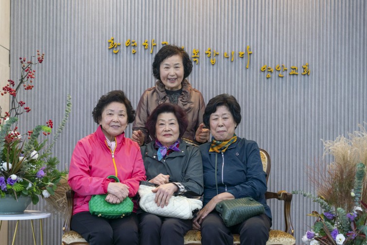 YTo1NDp7czo4OiJGaWxlTmFtZSI7czo0MDoiZjBjODg5MTctMWQ3Ny00MjdhLTgxMWMtMTFjNjk1MDkwZGI1LmpwZyI7czoxMjoiRmlsZURhdGVUaW1lIjtpOjE3NjIyNDU5MjY7czo4OiJGaWxlU2l6ZSI7aToxMzI1Njk4O3M6ODoiRmlsZVR5cGUiO2k6MjtzOjg6Ik1pbWVUeXBlIjtzOjEwOiJpbWFnZS9qcGVnIjtzOjEzOiJTZWN0aW9uc0ZvdW5kIjtzOjMwOiJBTllfVEFHLCBJRkQwLCBUSFVNQk5BSUwsIEVYSUYiO3M6ODoiQ09NUFVURUQiO2E6ODp7czo0OiJodG1sIjtzOjI1OiJ3aWR0aD0iMTQ5MCIgaGVpZ2h0PSI5OTQiIjtzOjY6IkhlaWdodCI7aTo5OTQ7czo1OiJXaWR0aCI7aToxNDkwO3M6NzoiSXNDb2xvciI7aToxO3M6MTc6IkJ5dGVPcmRlck1vdG9yb2xhIjtpOjA7czoxNToiQXBlcnR1cmVGTnVtYmVyIjtzOjU6ImYvMy4yIjtzOjE4OiJUaHVtYm5haWwuRmlsZVR5cGUiO2k6MjtzOjE4OiJUaHVtYm5haWwuTWltZVR5cGUiO3M6MTA6ImltYWdlL2pwZWciO31zOjQ6Ik1ha2UiO3M6NDoiU09OWSI7czo1OiJNb2RlbCI7czo5OiJJTENFLTdSTTMiO3M6MTE6IlhSZXNvbHV0aW9uIjtzOjU6IjI0MC8xIjtzOjExOiJZUmVzb2x1dGlvbiI7czo1OiIyNDAvMSI7czoxNDoiUmVzb2x1dGlvblVuaXQiO2k6MjtzOjg6IlNvZnR3YXJlIjtzOjUwOiJBZG9iZSBQaG90b3Nob3AgTGlnaHRyb29tIENsYXNzaWMgMTUuMCAoTWFjaW50b3NoKSI7czo4OiJEYXRlVGltZSI7czoxOToiMjAyNToxMTowNCAxNDowODoyMiI7czoxNjoiRXhpZl9JRkRfUG9pbnRlciI7aToyMTQ7czo5OiJUSFVNQk5BSUwiO2E6Njp7czoxMToiQ29tcHJlc3Npb24iO2k6NjtzOjExOiJYUmVzb2x1dGlvbiI7czo0OiI3Mi8xIjtzOjExOiJZUmVzb2x1dGlvbiI7czo0OiI3Mi8xIjtzOjE0OiJSZXNvbHV0aW9uVW5pdCI7aToyO3M6MjE6IkpQRUdJbnRlcmNoYW5nZUZvcm1hdCI7aTo5NzY7czoyNzoiSlBFR0ludGVyY2hhbmdlRm9ybWF0TGVuZ3RoIjtpOjE3MTIwO31zOjEyOiJFeHBvc3VyZVRpbWUiO3M6NToiMS8yNTAiO3M6NzoiRk51bWJlciI7czo1OiIzMi8xMCI7czoxNToiRXhwb3N1cmVQcm9ncmFtIjtpOjE7czoxNToiSVNPU3BlZWRSYXRpbmdzIjtpOjY0MDtzOjE5OiJVbmRlZmluZWRUYWc6MHg4ODMwIjtpOjI7czoxOToiVW5kZWZpbmVkVGFnOjB4ODgzMiI7aTo2NDA7czoxMToiRXhpZlZlcnNpb24iO3M6NDoiMDIzMSI7czoxNjoiRGF0ZVRpbWVPcmlnaW5hbCI7czoxOToiMjAyNToxMTowMiAxMDo1OTo1OCI7czoxNzoiRGF0ZVRpbWVEaWdpdGl6ZWQiO3M6MTk6IjIwMjU6MTE6MDIgMTA6NTk6NTgiO3M6MTk6IlVuZGVmaW5lZFRhZzoweDkwMTAiO3M6NjoiKzA5OjAwIjtzOjE5OiJVbmRlZmluZWRUYWc6MHg5MDExIjtzOjY6IiswOTowMCI7czoxOToiVW5kZWZpbmVkVGFnOjB4OTAxMiI7czo2OiIrMDk6MDAiO3M6MTc6IlNodXR0ZXJTcGVlZFZhbHVlIjtzOjE1OiI3OTY1Nzg0LzEwMDAwMDAiO3M6MTM6IkFwZXJ0dXJlVmFsdWUiO3M6MTU6IjMzNTYxNDQvMTAwMDAwMCI7czoxNToiQnJpZ2h0bmVzc1ZhbHVlIjtzOjk6IjU4OTQvMjU2MCI7czoxNzoiRXhwb3N1cmVCaWFzVmFsdWUiO3M6NDoiMC8xMCI7czoxNjoiTWF4QXBlcnR1cmVWYWx1ZSI7czo3OiI3NjAvMjU2IjtzOjEyOiJNZXRlcmluZ01vZGUiO2k6NTtzOjExOiJMaWdodFNvdXJjZSI7aTowO3M6NToiRmxhc2giO2k6MTM7czoxMToiRm9jYWxMZW5ndGgiO3M6NjoiNDgwLzEwIjtzOjEwOiJDb2xvclNwYWNlIjtpOjY1NTM1O3M6MjE6IkZvY2FsUGxhbmVYUmVzb2x1dGlvbiI7czoxNDoiNzA5MjQxMzQvMzI3NjgiO3M6MjE6IkZvY2FsUGxhbmVZUmVzb2x1dGlvbiI7czoxNDoiNzA5MjQxMzQvMzI3NjgiO3M6MjQ6IkZvY2FsUGxhbmVSZXNvbHV0aW9uVW5pdCI7aTozO3M6MTA6IkZpbGVTb3VyY2UiO3M6MToiAyI7czo5OiJTY2VuZVR5cGUiO3M6MToiASI7czoxNDoiQ3VzdG9tUmVuZGVyZWQiO2k6MDtzOjEyOiJFeHBvc3VyZU1vZGUiO2k6MTtzOjEyOiJXaGl0ZUJhbGFuY2UiO2k6MDtzOjE2OiJEaWdpdGFsWm9vbVJhdGlvIjtzOjU6IjE2LzE2IjtzOjIxOiJGb2NhbExlbmd0aEluMzVtbUZpbG0iO2k6NDg7czoxNjoiU2NlbmVDYXB0dXJlVHlwZSI7aTowO3M6ODoiQ29udHJhc3QiO2k6MDtzOjEwOiJTYXR1cmF0aW9uIjtpOjA7czo5OiJTaGFycG5lc3MiO2k6MDtzOjE5OiJVbmRlZmluZWRUYWc6MHhBNDMyIjthOjQ6e2k6MDtzOjY6IjI0MC8xMCI7aToxO3M6NjoiNzAwLzEwIjtpOjI7czo1OiIyOC8xMCI7aTozO3M6NToiMjgvMTAiO31zOjE5OiJVbmRlZmluZWRUYWc6MHhBNDM0IjtzOjIxOiJGRSAyNC03MG1tIEYyLjggR00gSUkiO30=