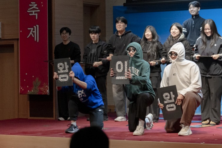 YTo1ODp7czo4OiJGaWxlTmFtZSI7czo0MDoiZjE2OTFmMTgtMTc0Ny00YmRjLTk1NjctMDVmNmQwZjkyYjQxLmpwZyI7czoxMjoiRmlsZURhdGVUaW1lIjtpOjE3NjY0NjQxODg7czo4OiJGaWxlU2l6ZSI7aTo2ODIyODA7czo4OiJGaWxlVHlwZSI7aToyO3M6ODoiTWltZVR5cGUiO3M6MTA6ImltYWdlL2pwZWciO3M6MTM6IlNlY3Rpb25zRm91bmQiO3M6MzA6IkFOWV9UQUcsIElGRDAsIFRIVU1CTkFJTCwgRVhJRiI7czo4OiJDT01QVVRFRCI7YTo5OntzOjQ6Imh0bWwiO3M6MjU6IndpZHRoPSIxMTIwIiBoZWlnaHQ9Ijc0NyIiO3M6NjoiSGVpZ2h0IjtpOjc0NztzOjU6IldpZHRoIjtpOjExMjA7czo3OiJJc0NvbG9yIjtpOjE7czoxNzoiQnl0ZU9yZGVyTW90b3JvbGEiO2k6MDtzOjE1OiJBcGVydHVyZUZOdW1iZXIiO3M6NToiZi80LjAiO3M6OToiQ29weXJpZ2h0IjtzOjQ6IllBQkMiO3M6MTg6IlRodW1ibmFpbC5GaWxlVHlwZSI7aToyO3M6MTg6IlRodW1ibmFpbC5NaW1lVHlwZSI7czoxMDoiaW1hZ2UvanBlZyI7fXM6NDoiTWFrZSI7czo0OiJTT05ZIjtzOjU6Ik1vZGVsIjtzOjg6IklMQ0UtN000IjtzOjExOiJYUmVzb2x1dGlvbiI7czo1OiIyNDAvMSI7czoxMToiWVJlc29sdXRpb24iO3M6NToiMjQwLzEiO3M6MTQ6IlJlc29sdXRpb25Vbml0IjtpOjI7czo4OiJTb2Z0d2FyZSI7czo1MDoiQWRvYmUgUGhvdG9zaG9wIExpZ2h0cm9vbSBDbGFzc2ljIDE1LjEgKE1hY2ludG9zaCkiO3M6ODoiRGF0ZVRpbWUiO3M6MTk6IjIwMjU6MTI6MjMgMTI6MDE6NTciO3M6NjoiQXJ0aXN0IjtzOjc6IllBQkNfU0ciO3M6OToiQ29weXJpZ2h0IjtzOjQ6IllBQkMiO3M6MTY6IkV4aWZfSUZEX1BvaW50ZXIiO2k6MjUyO3M6OToiVEhVTUJOQUlMIjthOjY6e3M6MTE6IkNvbXByZXNzaW9uIjtpOjY7czoxMToiWFJlc29sdXRpb24iO3M6NDoiNzIvMSI7czoxMToiWVJlc29sdXRpb24iO3M6NDoiNzIvMSI7czoxNDoiUmVzb2x1dGlvblVuaXQiO2k6MjtzOjIxOiJKUEVHSW50ZXJjaGFuZ2VGb3JtYXQiO2k6MTAzODtzOjI3OiJKUEVHSW50ZXJjaGFuZ2VGb3JtYXRMZW5ndGgiO2k6MTYxMTI7fXM6MTI6IkV4cG9zdXJlVGltZSI7czo1OiIxLzE2MCI7czo3OiJGTnVtYmVyIjtzOjM6IjQvMSI7czoxNToiRXhwb3N1cmVQcm9ncmFtIjtpOjE7czoxNToiSVNPU3BlZWRSYXRpbmdzIjtpOjI1MDA7czoxOToiVW5kZWZpbmVkVGFnOjB4ODgzMCI7aToyO3M6MTk6IlVuZGVmaW5lZFRhZzoweDg4MzIiO2k6MjUwMDtzOjExOiJFeGlmVmVyc2lvbiI7czo0OiIwMjMyIjtzOjE2OiJEYXRlVGltZU9yaWdpbmFsIjtzOjE5OiIyMDI1OjEyOjIxIDE0OjExOjI2IjtzOjE3OiJEYXRlVGltZURpZ2l0aXplZCI7czoxOToiMjAyNToxMjoyMSAxNDoxMToyNiI7czoxOToiVW5kZWZpbmVkVGFnOjB4OTAxMCI7czo2OiIrMDk6MDAiO3M6MTk6IlVuZGVmaW5lZFRhZzoweDkwMTEiO3M6NjoiKzA5OjAwIjtzOjE5OiJVbmRlZmluZWRUYWc6MHg5MDEyIjtzOjY6IiswOTowMCI7czoxNzoiU2h1dHRlclNwZWVkVmFsdWUiO3M6MTU6IjczMjE5MjgvMTAwMDAwMCI7czoxMzoiQXBlcnR1cmVWYWx1ZSI7czozOiI0LzEiO3M6MTU6IkJyaWdodG5lc3NWYWx1ZSI7czo5OiItOTc2LzI1NjAiO3M6MTc6IkV4cG9zdXJlQmlhc1ZhbHVlIjtzOjQ6IjAvMTAiO3M6MTY6Ik1heEFwZXJ0dXJlVmFsdWUiO3M6ODoiMTAyNC8yNTYiO3M6MTI6Ik1ldGVyaW5nTW9kZSI7aTo1O3M6MTE6IkxpZ2h0U291cmNlIjtpOjA7czo1OiJGbGFzaCI7aToxNjtzOjExOiJGb2NhbExlbmd0aCI7czo2OiI3MDAvMTAiO3M6MTg6IlN1YlNlY1RpbWVPcmlnaW5hbCI7czozOiI4NDIiO3M6MTk6IlN1YlNlY1RpbWVEaWdpdGl6ZWQiO3M6MzoiODQyIjtzOjEwOiJDb2xvclNwYWNlIjtpOjY1NTM1O3M6MjE6IkZvY2FsUGxhbmVYUmVzb2x1dGlvbiI7czoxNDoiNjQ0NDkzMzkvMzI3NjgiO3M6MjE6IkZvY2FsUGxhbmVZUmVzb2x1dGlvbiI7czoxNDoiNjQ0NDkzMzkvMzI3NjgiO3M6MjQ6IkZvY2FsUGxhbmVSZXNvbHV0aW9uVW5pdCI7aTozO3M6MTA6IkZpbGVTb3VyY2UiO3M6MToiAyI7czo5OiJTY2VuZVR5cGUiO3M6MToiASI7czoxNDoiQ3VzdG9tUmVuZGVyZWQiO2k6MDtzOjEyOiJFeHBvc3VyZU1vZGUiO2k6MTtzOjEyOiJXaGl0ZUJhbGFuY2UiO2k6MDtzOjE2OiJEaWdpdGFsWm9vbVJhdGlvIjtzOjU6IjE2LzE2IjtzOjIxOiJGb2NhbExlbmd0aEluMzVtbUZpbG0iO2k6MTA1O3M6MTY6IlNjZW5lQ2FwdHVyZVR5cGUiO2k6MDtzOjg6IkNvbnRyYXN0IjtpOjA7czoxMDoiU2F0dXJhdGlvbiI7aTowO3M6OToiU2hhcnBuZXNzIjtpOjA7czoxOToiVW5kZWZpbmVkVGFnOjB4QTQzMiI7YTo0OntpOjA7czo2OiI3MDAvMTAiO2k6MTtzOjc6IjIwMDAvMTAiO2k6MjtzOjU6IjQwLzEwIjtpOjM7czo1OiI0MC8xMCI7fXM6MTk6IlVuZGVmaW5lZFRhZzoweEE0MzQiO3M6MjA6IkZFIDcwLTIwMG1tIEY0IEcgT1NTIjt9