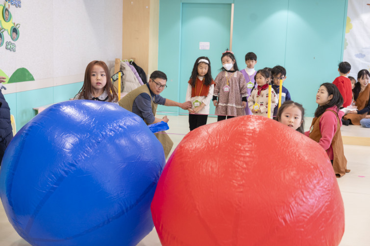 YTo1ODp7czo4OiJGaWxlTmFtZSI7czo0MDoiZjU1ZTJkMzMtZDU3NC00OTg0LTk5ZjQtZWM1MTlhOGJjMmRhLmpwZyI7czoxMjoiRmlsZURhdGVUaW1lIjtpOjE3Njc2NjY1ODk7czo4OiJGaWxlU2l6ZSI7aToxMjU3NjU1O3M6ODoiRmlsZVR5cGUiO2k6MjtzOjg6Ik1pbWVUeXBlIjtzOjEwOiJpbWFnZS9qcGVnIjtzOjEzOiJTZWN0aW9uc0ZvdW5kIjtzOjMwOiJBTllfVEFHLCBJRkQwLCBUSFVNQk5BSUwsIEVYSUYiO3M6ODoiQ09NUFVURUQiO2E6OTp7czo0OiJodG1sIjtzOjI2OiJ3aWR0aD0iMTc1MiIgaGVpZ2h0PSIxMTY4IiI7czo2OiJIZWlnaHQiO2k6MTE2ODtzOjU6IldpZHRoIjtpOjE3NTI7czo3OiJJc0NvbG9yIjtpOjE7czoxNzoiQnl0ZU9yZGVyTW90b3JvbGEiO2k6MDtzOjE1OiJBcGVydHVyZUZOdW1iZXIiO3M6NToiZi80LjAiO3M6OToiQ29weXJpZ2h0IjtzOjQ6IllBQkMiO3M6MTg6IlRodW1ibmFpbC5GaWxlVHlwZSI7aToyO3M6MTg6IlRodW1ibmFpbC5NaW1lVHlwZSI7czoxMDoiaW1hZ2UvanBlZyI7fXM6NDoiTWFrZSI7czo0OiJTT05ZIjtzOjU6Ik1vZGVsIjtzOjg6IklMQ0UtN000IjtzOjExOiJYUmVzb2x1dGlvbiI7czo1OiIyNDAvMSI7czoxMToiWVJlc29sdXRpb24iO3M6NToiMjQwLzEiO3M6MTQ6IlJlc29sdXRpb25Vbml0IjtpOjI7czo4OiJTb2Z0d2FyZSI7czo1MDoiQWRvYmUgUGhvdG9zaG9wIExpZ2h0cm9vbSBDbGFzc2ljIDE1LjEgKE1hY2ludG9zaCkiO3M6ODoiRGF0ZVRpbWUiO3M6MTk6IjIwMjY6MDE6MDYgMTE6MjY6NDIiO3M6NjoiQXJ0aXN0IjtzOjc6IllBQkNfU0ciO3M6OToiQ29weXJpZ2h0IjtzOjQ6IllBQkMiO3M6MTY6IkV4aWZfSUZEX1BvaW50ZXIiO2k6MjUyO3M6OToiVEhVTUJOQUlMIjthOjY6e3M6MTE6IkNvbXByZXNzaW9uIjtpOjY7czoxMToiWFJlc29sdXRpb24iO3M6NDoiNzIvMSI7czoxMToiWVJlc29sdXRpb24iO3M6NDoiNzIvMSI7czoxNDoiUmVzb2x1dGlvblVuaXQiO2k6MjtzOjIxOiJKUEVHSW50ZXJjaGFuZ2VGb3JtYXQiO2k6MTAzODtzOjI3OiJKUEVHSW50ZXJjaGFuZ2VGb3JtYXRMZW5ndGgiO2k6MTQwMjY7fXM6MTI6IkV4cG9zdXJlVGltZSI7czo1OiIxLzIwMCI7czo3OiJGTnVtYmVyIjtzOjM6IjQvMSI7czoxNToiRXhwb3N1cmVQcm9ncmFtIjtpOjE7czoxNToiSVNPU3BlZWRSYXRpbmdzIjtpOjY0MDtzOjE5OiJVbmRlZmluZWRUYWc6MHg4ODMwIjtpOjI7czoxOToiVW5kZWZpbmVkVGFnOjB4ODgzMiI7aTo2NDA7czoxMToiRXhpZlZlcnNpb24iO3M6NDoiMDIzMiI7czoxNjoiRGF0ZVRpbWVPcmlnaW5hbCI7czoxOToiMjAyNjowMTowNCAxMjoxNDowOCI7czoxNzoiRGF0ZVRpbWVEaWdpdGl6ZWQiO3M6MTk6IjIwMjY6MDE6MDQgMTI6MTQ6MDgiO3M6MTk6IlVuZGVmaW5lZFRhZzoweDkwMTAiO3M6NjoiKzA5OjAwIjtzOjE5OiJVbmRlZmluZWRUYWc6MHg5MDExIjtzOjY6IiswOTowMCI7czoxOToiVW5kZWZpbmVkVGFnOjB4OTAxMiI7czo2OiIrMDk6MDAiO3M6MTc6IlNodXR0ZXJTcGVlZFZhbHVlIjtzOjE1OiI3NjQzODU2LzEwMDAwMDAiO3M6MTM6IkFwZXJ0dXJlVmFsdWUiO3M6MzoiNC8xIjtzOjE1OiJCcmlnaHRuZXNzVmFsdWUiO3M6MTA6IjEwMjk0LzI1NjAiO3M6MTc6IkV4cG9zdXJlQmlhc1ZhbHVlIjtzOjQ6IjAvMTAiO3M6MTY6Ik1heEFwZXJ0dXJlVmFsdWUiO3M6NzoiNzYwLzI1NiI7czoxMjoiTWV0ZXJpbmdNb2RlIjtpOjU7czoxMToiTGlnaHRTb3VyY2UiO2k6MDtzOjU6IkZsYXNoIjtpOjE2O3M6MTE6IkZvY2FsTGVuZ3RoIjtzOjY6IjQ4MC8xMCI7czoxODoiU3ViU2VjVGltZU9yaWdpbmFsIjtzOjM6IjMzNCI7czoxOToiU3ViU2VjVGltZURpZ2l0aXplZCI7czozOiIzMzQiO3M6MTA6IkNvbG9yU3BhY2UiO2k6NjU1MzU7czoyMToiRm9jYWxQbGFuZVhSZXNvbHV0aW9uIjtzOjE0OiI2NDQ0OTMzOS8zMjc2OCI7czoyMToiRm9jYWxQbGFuZVlSZXNvbHV0aW9uIjtzOjE0OiI2NDQ0OTMzOS8zMjc2OCI7czoyNDoiRm9jYWxQbGFuZVJlc29sdXRpb25Vbml0IjtpOjM7czoxMDoiRmlsZVNvdXJjZSI7czoxOiIDIjtzOjk6IlNjZW5lVHlwZSI7czoxOiIBIjtzOjE0OiJDdXN0b21SZW5kZXJlZCI7aTowO3M6MTI6IkV4cG9zdXJlTW9kZSI7aToxO3M6MTI6IldoaXRlQmFsYW5jZSI7aTowO3M6MTY6IkRpZ2l0YWxab29tUmF0aW8iO3M6NToiMTYvMTYiO3M6MjE6IkZvY2FsTGVuZ3RoSW4zNW1tRmlsbSI7aTo0ODtzOjE2OiJTY2VuZUNhcHR1cmVUeXBlIjtpOjA7czo4OiJDb250cmFzdCI7aTowO3M6MTA6IlNhdHVyYXRpb24iO2k6MDtzOjk6IlNoYXJwbmVzcyI7aTowO3M6MTk6IlVuZGVmaW5lZFRhZzoweEE0MzIiO2E6NDp7aTowO3M6NjoiMjQwLzEwIjtpOjE7czo2OiI3MDAvMTAiO2k6MjtzOjU6IjI4LzEwIjtpOjM7czo1OiIyOC8xMCI7fXM6MTk6IlVuZGVmaW5lZFRhZzoweEE0MzQiO3M6MjE6IkZFIDI0LTcwbW0gRjIuOCBHTSBJSSI7fQ==