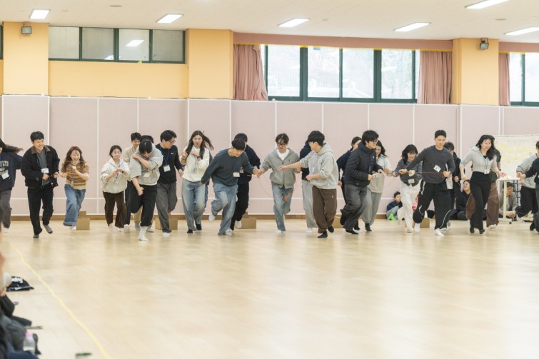 YTo1ODp7czo4OiJGaWxlTmFtZSI7czo0MDoiZjc5NTY3MTEtZGQ2Yi00ZjFmLWFiM2MtOWJhNTk1YjUxMzM4LmpwZyI7czoxMjoiRmlsZURhdGVUaW1lIjtpOjE3Njg0NTg3ODA7czo4OiJGaWxlU2l6ZSI7aToxMTU0NDEzO3M6ODoiRmlsZVR5cGUiO2k6MjtzOjg6Ik1pbWVUeXBlIjtzOjEwOiJpbWFnZS9qcGVnIjtzOjEzOiJTZWN0aW9uc0ZvdW5kIjtzOjMwOiJBTllfVEFHLCBJRkQwLCBUSFVNQk5BSUwsIEVYSUYiO3M6ODoiQ09NUFVURUQiO2E6OTp7czo0OiJodG1sIjtzOjI2OiJ3aWR0aD0iMTc1MiIgaGVpZ2h0PSIxMTY4IiI7czo2OiJIZWlnaHQiO2k6MTE2ODtzOjU6IldpZHRoIjtpOjE3NTI7czo3OiJJc0NvbG9yIjtpOjE7czoxNzoiQnl0ZU9yZGVyTW90b3JvbGEiO2k6MDtzOjE1OiJBcGVydHVyZUZOdW1iZXIiO3M6NToiZi80LjAiO3M6OToiQ29weXJpZ2h0IjtzOjQ6IllBQkMiO3M6MTg6IlRodW1ibmFpbC5GaWxlVHlwZSI7aToyO3M6MTg6IlRodW1ibmFpbC5NaW1lVHlwZSI7czoxMDoiaW1hZ2UvanBlZyI7fXM6NDoiTWFrZSI7czo0OiJTT05ZIjtzOjU6Ik1vZGVsIjtzOjg6IklMQ0UtN000IjtzOjExOiJYUmVzb2x1dGlvbiI7czo1OiIyNDAvMSI7czoxMToiWVJlc29sdXRpb24iO3M6NToiMjQwLzEiO3M6MTQ6IlJlc29sdXRpb25Vbml0IjtpOjI7czo4OiJTb2Z0d2FyZSI7czo1MDoiQWRvYmUgUGhvdG9zaG9wIExpZ2h0cm9vbSBDbGFzc2ljIDE1LjEgKE1hY2ludG9zaCkiO3M6ODoiRGF0ZVRpbWUiO3M6MTk6IjIwMjY6MDE6MTUgMTU6MTk6NDAiO3M6NjoiQXJ0aXN0IjtzOjc6IllBQkNfU0ciO3M6OToiQ29weXJpZ2h0IjtzOjQ6IllBQkMiO3M6MTY6IkV4aWZfSUZEX1BvaW50ZXIiO2k6MjUyO3M6OToiVEhVTUJOQUlMIjthOjY6e3M6MTE6IkNvbXByZXNzaW9uIjtpOjY7czoxMToiWFJlc29sdXRpb24iO3M6NDoiNzIvMSI7czoxMToiWVJlc29sdXRpb24iO3M6NDoiNzIvMSI7czoxNDoiUmVzb2x1dGlvblVuaXQiO2k6MjtzOjIxOiJKUEVHSW50ZXJjaGFuZ2VGb3JtYXQiO2k6MTAzODtzOjI3OiJKUEVHSW50ZXJjaGFuZ2VGb3JtYXRMZW5ndGgiO2k6MTM2NzU7fXM6MTI6IkV4cG9zdXJlVGltZSI7czo1OiIxLzIwMCI7czo3OiJGTnVtYmVyIjtzOjM6IjQvMSI7czoxNToiRXhwb3N1cmVQcm9ncmFtIjtpOjE7czoxNToiSVNPU3BlZWRSYXRpbmdzIjtpOjEyNTA7czoxOToiVW5kZWZpbmVkVGFnOjB4ODgzMCI7aToyO3M6MTk6IlVuZGVmaW5lZFRhZzoweDg4MzIiO2k6MTI1MDtzOjExOiJFeGlmVmVyc2lvbiI7czo0OiIwMjMyIjtzOjE2OiJEYXRlVGltZU9yaWdpbmFsIjtzOjE5OiIyMDI2OjAxOjEwIDEwOjQwOjE4IjtzOjE3OiJEYXRlVGltZURpZ2l0aXplZCI7czoxOToiMjAyNjowMToxMCAxMDo0MDoxOCI7czoxOToiVW5kZWZpbmVkVGFnOjB4OTAxMCI7czo2OiIrMDk6MDAiO3M6MTk6IlVuZGVmaW5lZFRhZzoweDkwMTEiO3M6NjoiKzA5OjAwIjtzOjE5OiJVbmRlZmluZWRUYWc6MHg5MDEyIjtzOjY6IiswOTowMCI7czoxNzoiU2h1dHRlclNwZWVkVmFsdWUiO3M6MTU6Ijc2NDM4NTYvMTAwMDAwMCI7czoxMzoiQXBlcnR1cmVWYWx1ZSI7czozOiI0LzEiO3M6MTU6IkJyaWdodG5lc3NWYWx1ZSI7czo5OiI4OTc0LzI1NjAiO3M6MTc6IkV4cG9zdXJlQmlhc1ZhbHVlIjtzOjQ6IjAvMTAiO3M6MTY6Ik1heEFwZXJ0dXJlVmFsdWUiO3M6ODoiMTAyNC8yNTYiO3M6MTI6Ik1ldGVyaW5nTW9kZSI7aTo1O3M6MTE6IkxpZ2h0U291cmNlIjtpOjA7czo1OiJGbGFzaCI7aToxNjtzOjExOiJGb2NhbExlbmd0aCI7czo2OiI4MTAvMTAiO3M6MTg6IlN1YlNlY1RpbWVPcmlnaW5hbCI7czozOiIyNTgiO3M6MTk6IlN1YlNlY1RpbWVEaWdpdGl6ZWQiO3M6MzoiMjU4IjtzOjEwOiJDb2xvclNwYWNlIjtpOjY1NTM1O3M6MjE6IkZvY2FsUGxhbmVYUmVzb2x1dGlvbiI7czoxNDoiNjQ0NDkzMzkvMzI3NjgiO3M6MjE6IkZvY2FsUGxhbmVZUmVzb2x1dGlvbiI7czoxNDoiNjQ0NDkzMzkvMzI3NjgiO3M6MjQ6IkZvY2FsUGxhbmVSZXNvbHV0aW9uVW5pdCI7aTozO3M6MTA6IkZpbGVTb3VyY2UiO3M6MToiAyI7czo5OiJTY2VuZVR5cGUiO3M6MToiASI7czoxNDoiQ3VzdG9tUmVuZGVyZWQiO2k6MDtzOjEyOiJFeHBvc3VyZU1vZGUiO2k6MTtzOjEyOiJXaGl0ZUJhbGFuY2UiO2k6MDtzOjE2OiJEaWdpdGFsWm9vbVJhdGlvIjtzOjU6IjE2LzE2IjtzOjIxOiJGb2NhbExlbmd0aEluMzVtbUZpbG0iO2k6ODE7czoxNjoiU2NlbmVDYXB0dXJlVHlwZSI7aTowO3M6ODoiQ29udHJhc3QiO2k6MTtzOjEwOiJTYXR1cmF0aW9uIjtpOjE7czo5OiJTaGFycG5lc3MiO2k6MDtzOjE5OiJVbmRlZmluZWRUYWc6MHhBNDMyIjthOjQ6e2k6MDtzOjY6IjcwMC8xMCI7aToxO3M6NzoiMjAwMC8xMCI7aToyO3M6NToiNDAvMTAiO2k6MztzOjU6IjQwLzEwIjt9czoxOToiVW5kZWZpbmVkVGFnOjB4QTQzNCI7czoyMDoiRkUgNzAtMjAwbW0gRjQgRyBPU1MiO30=